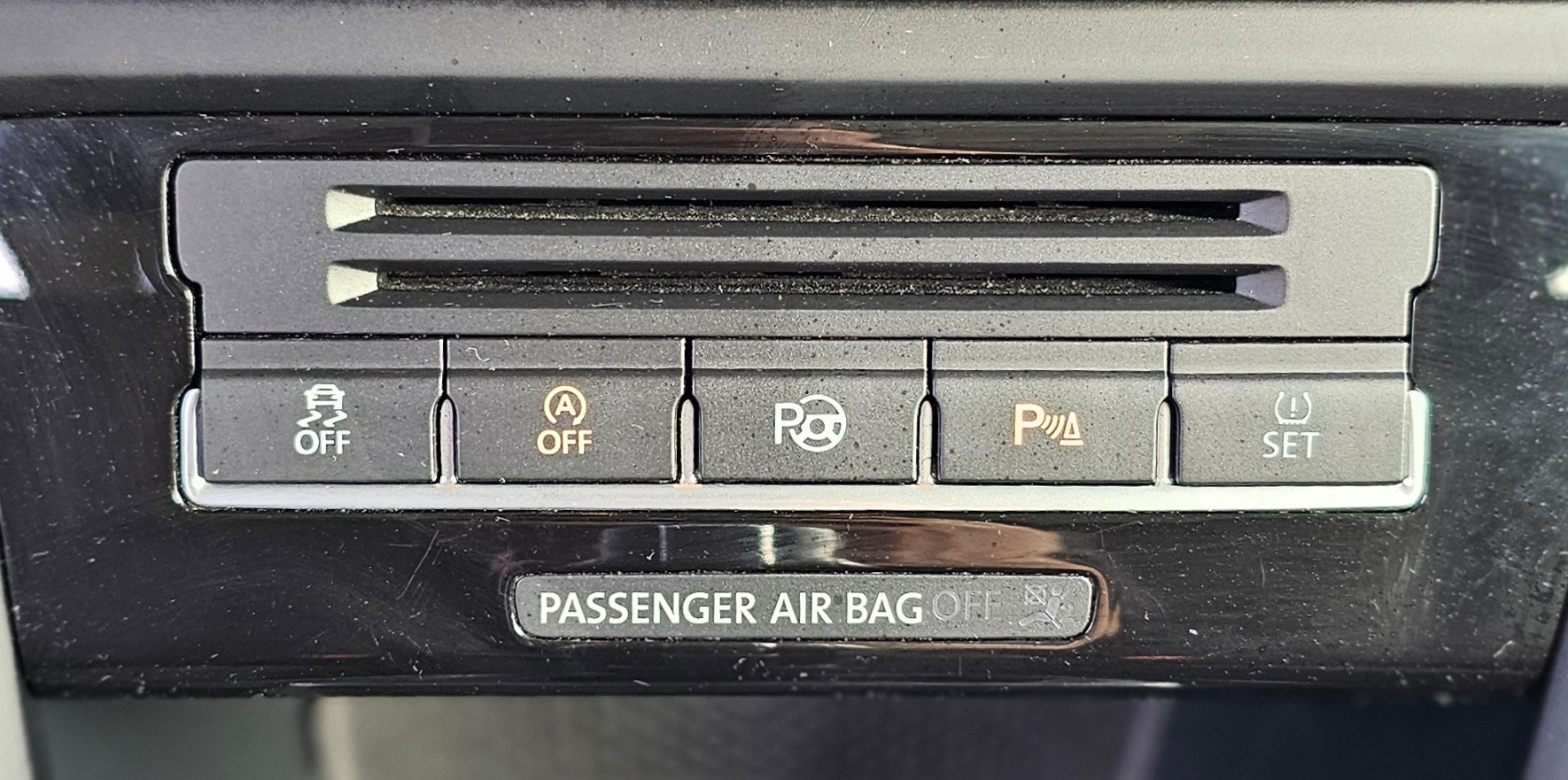 VW Sharan 2.0 TDI BMT Comfortline DSG 7 Places-image-22