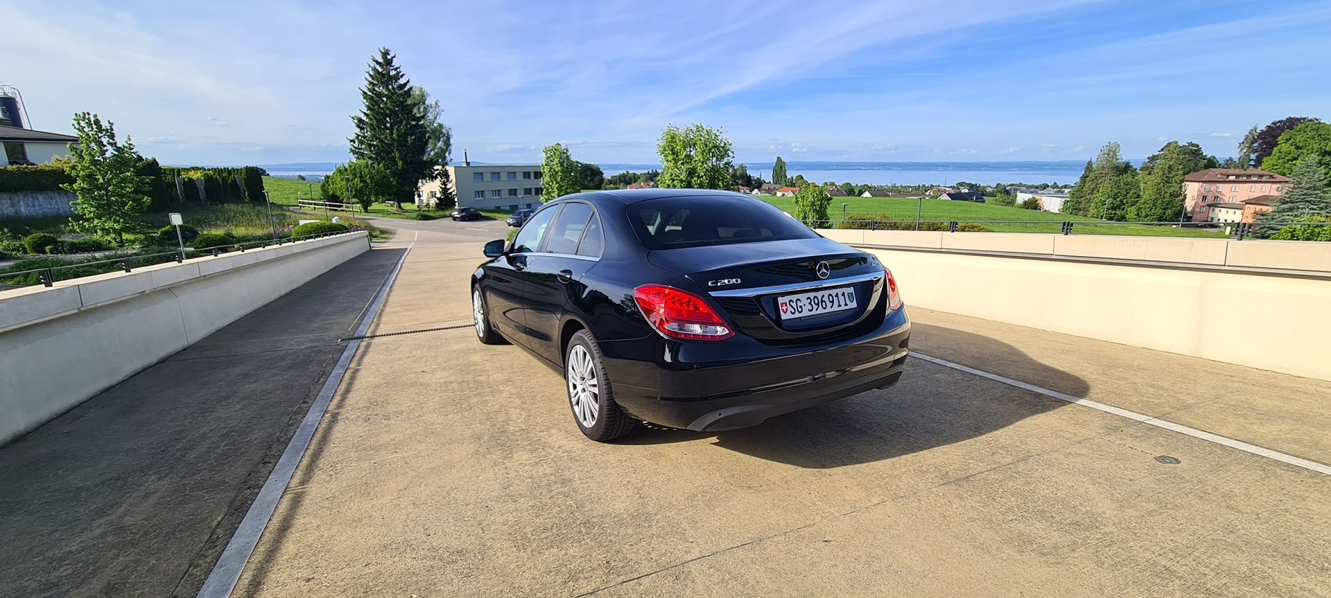 MERCEDES-BENZ C 200 Exclusive 4Matic 7G-Tronic-image-4