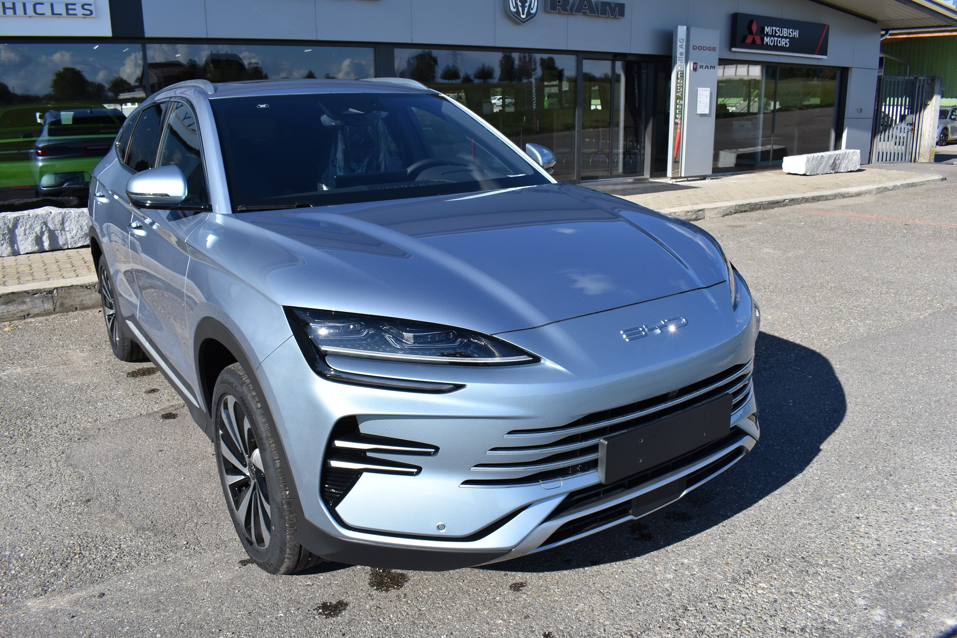 BYD Seal U DM-i Design AWD-image-3
