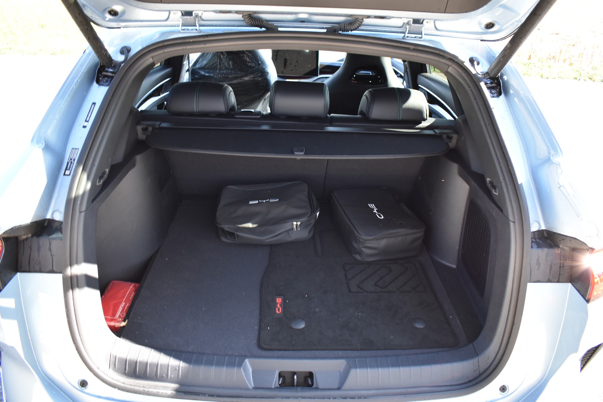 BYD Seal U DM-i Design AWD-image-7