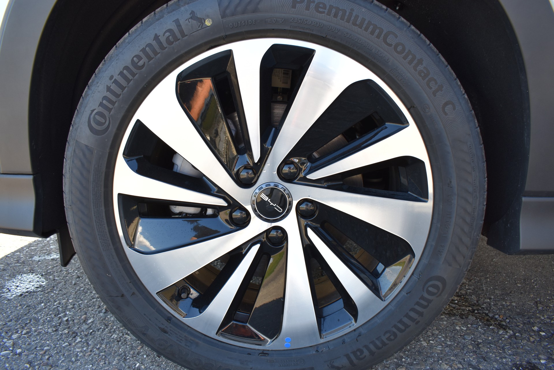 BYD Seal U DM-i Design AWD-image-13