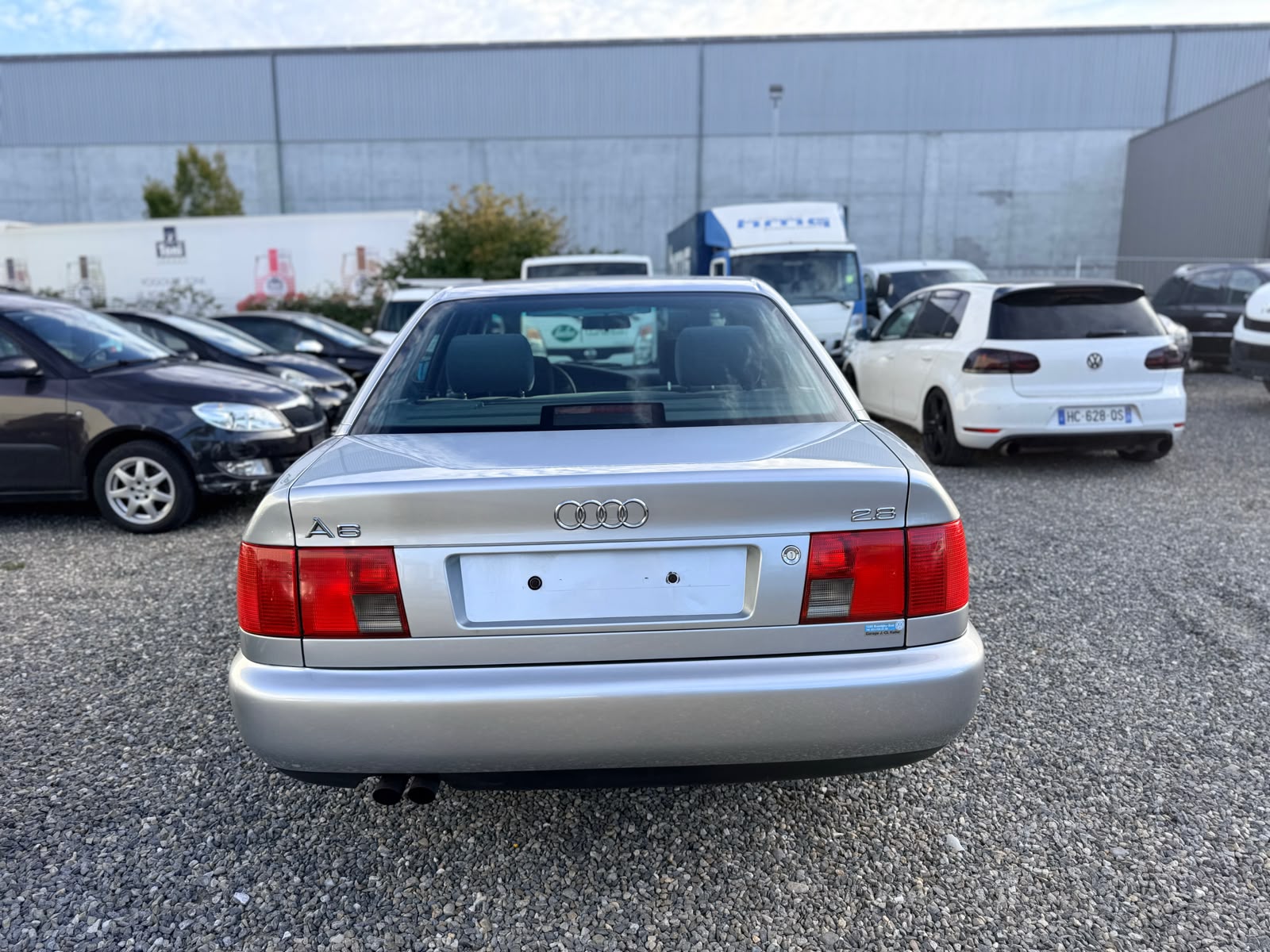 AUDI A6 2.8 E 30V-image-2