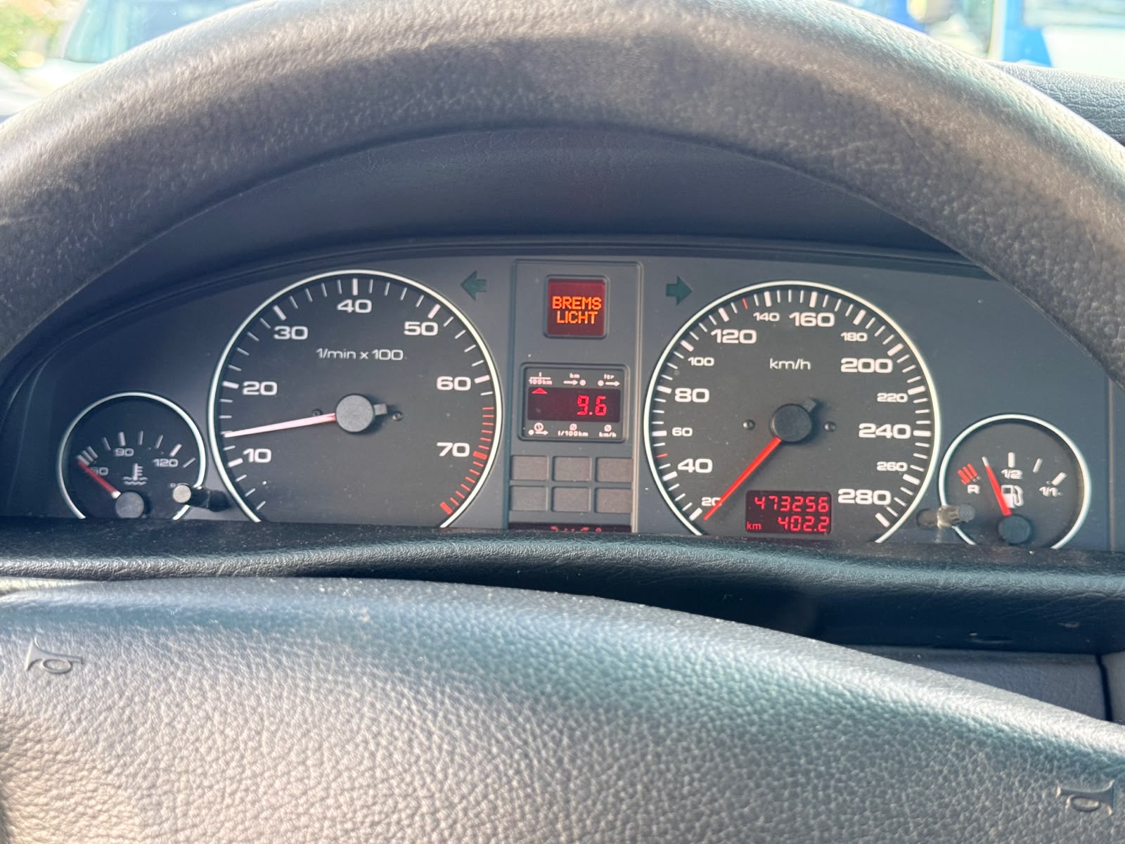 AUDI A6 2.8 E 30V-image-3