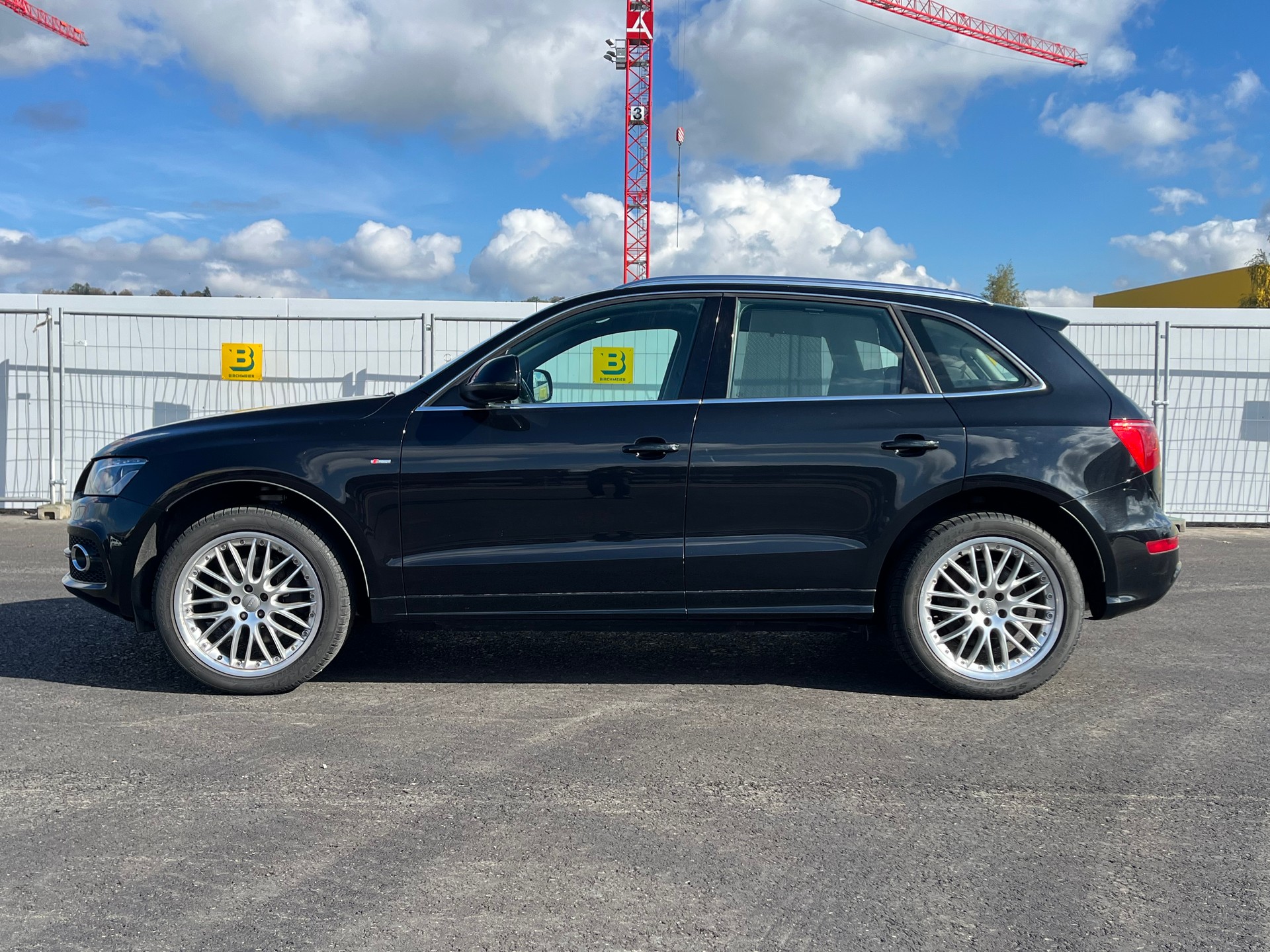 AUDI Q5 3.0 TDI quattro S-tronic-image-1