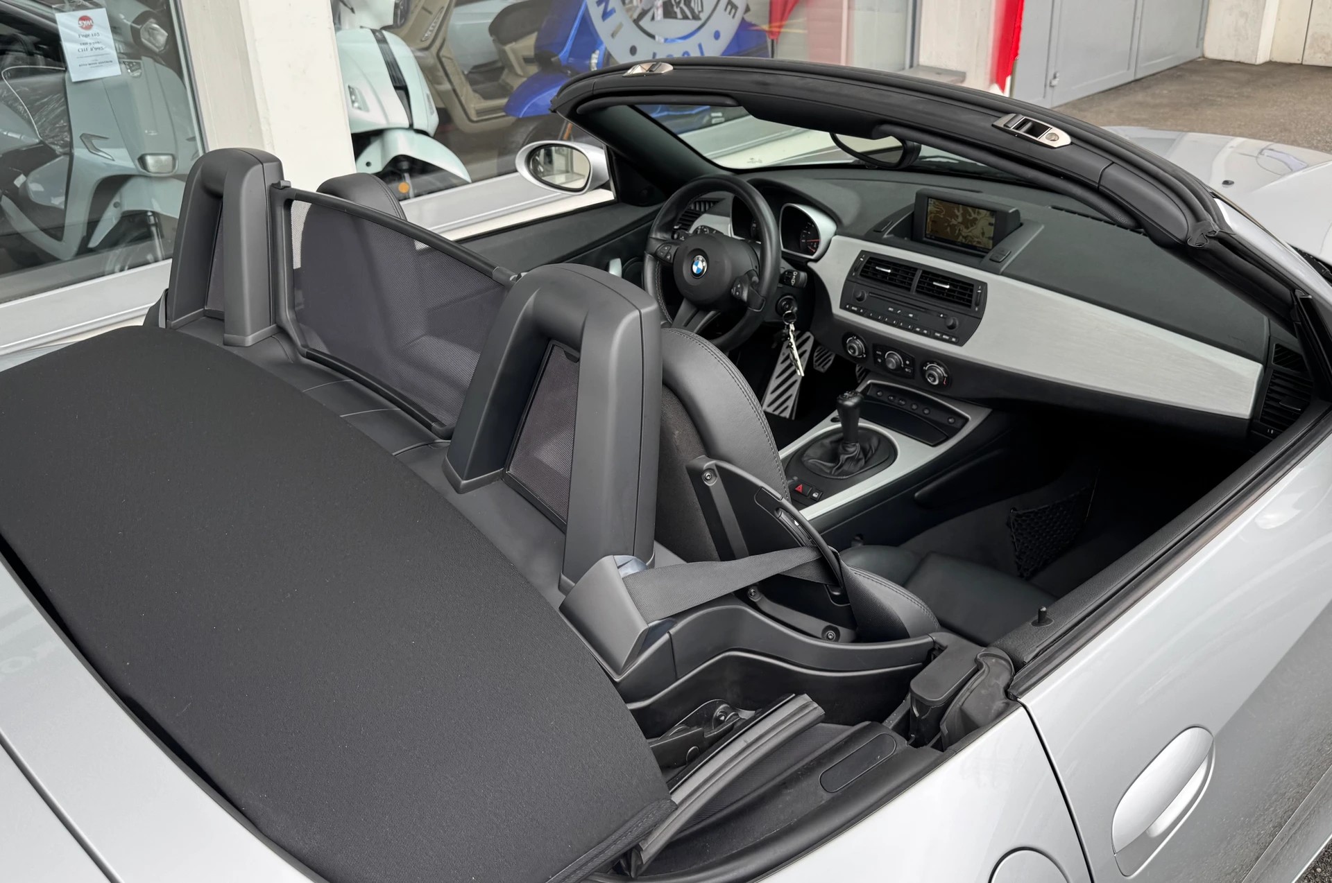 BMW Z4 M Roadster-image-5