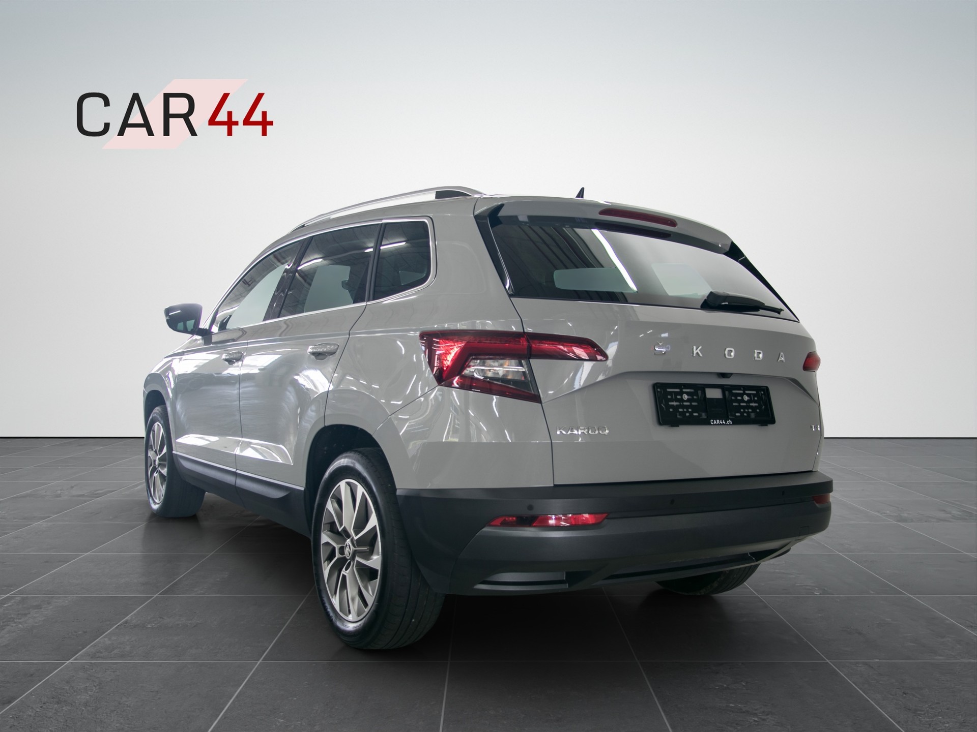 SKODA Karoq 2.0 TDI CR Clever 4x4 DSG-image-2
