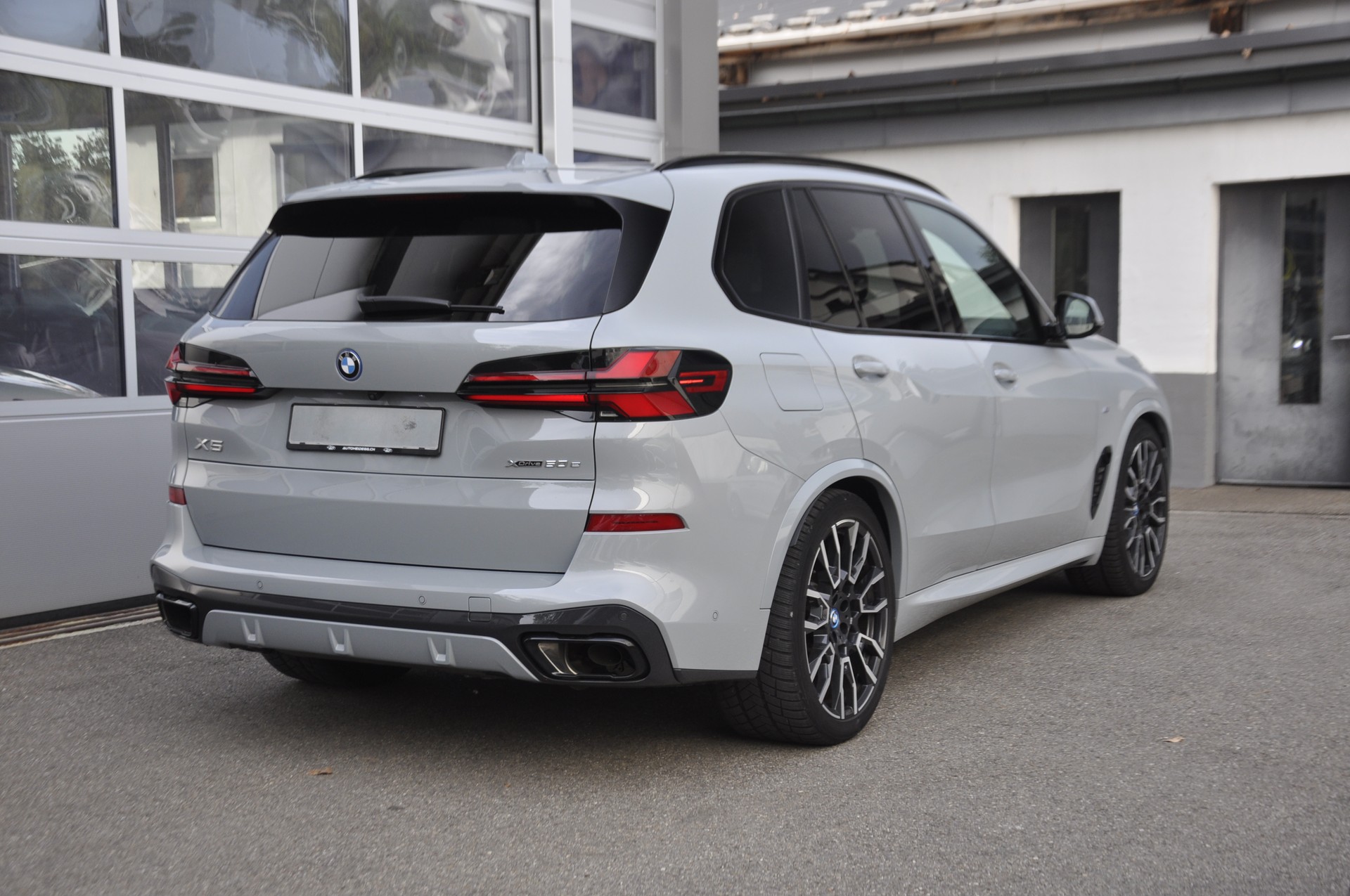 BMW X5 xDrive 50e M Sport Pro Steptronic I Anhängerkupplung-image-2