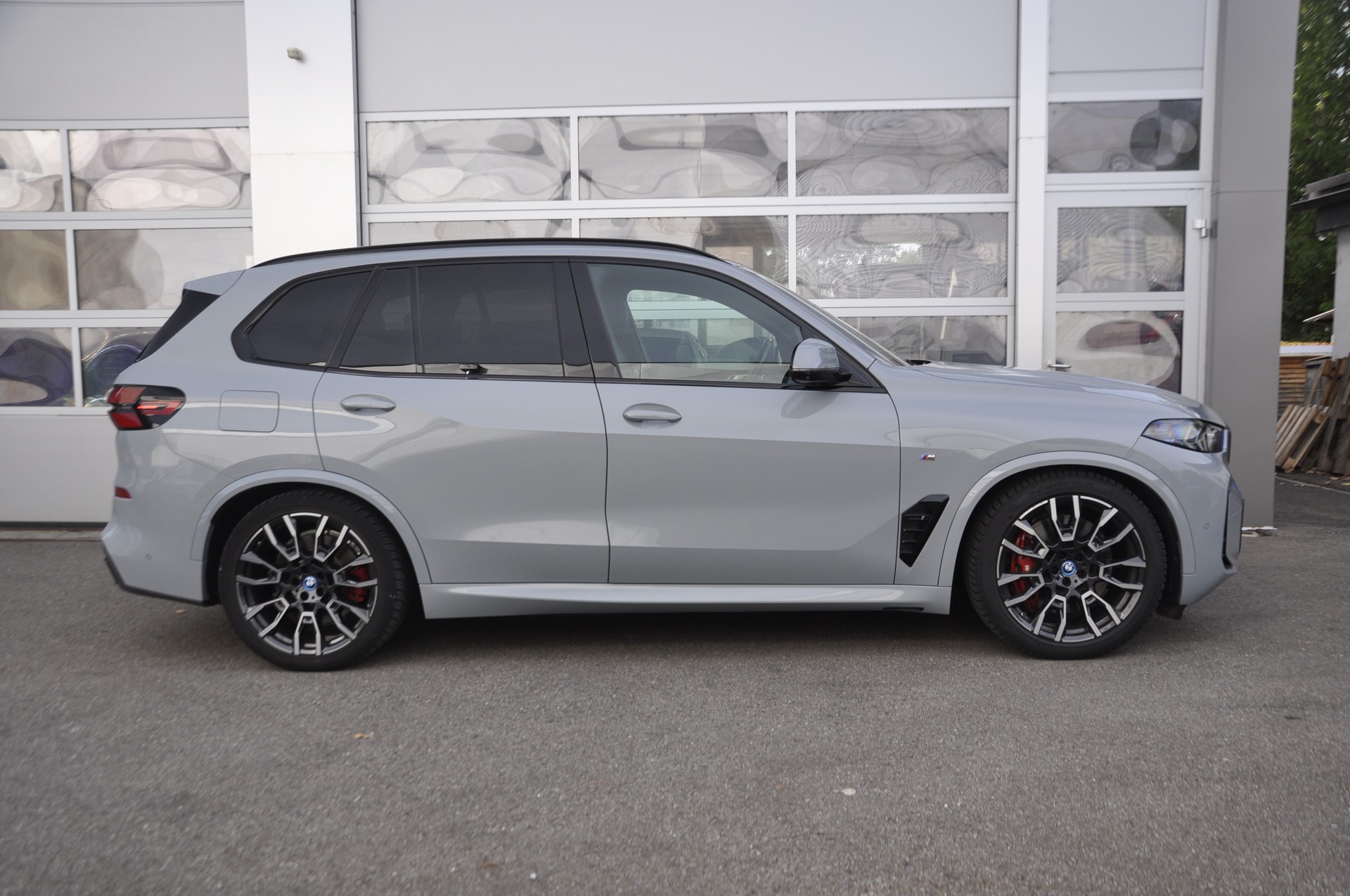BMW X5 xDrive 50e M Sport Pro Steptronic I Anhängerkupplung-image-1