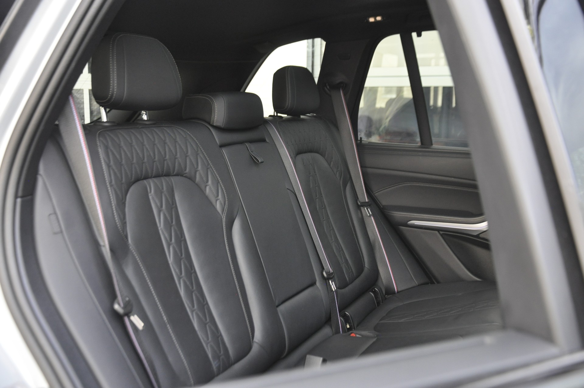 BMW X5 xDrive 50e M Sport Pro Steptronic I Anhängerkupplung-image-8