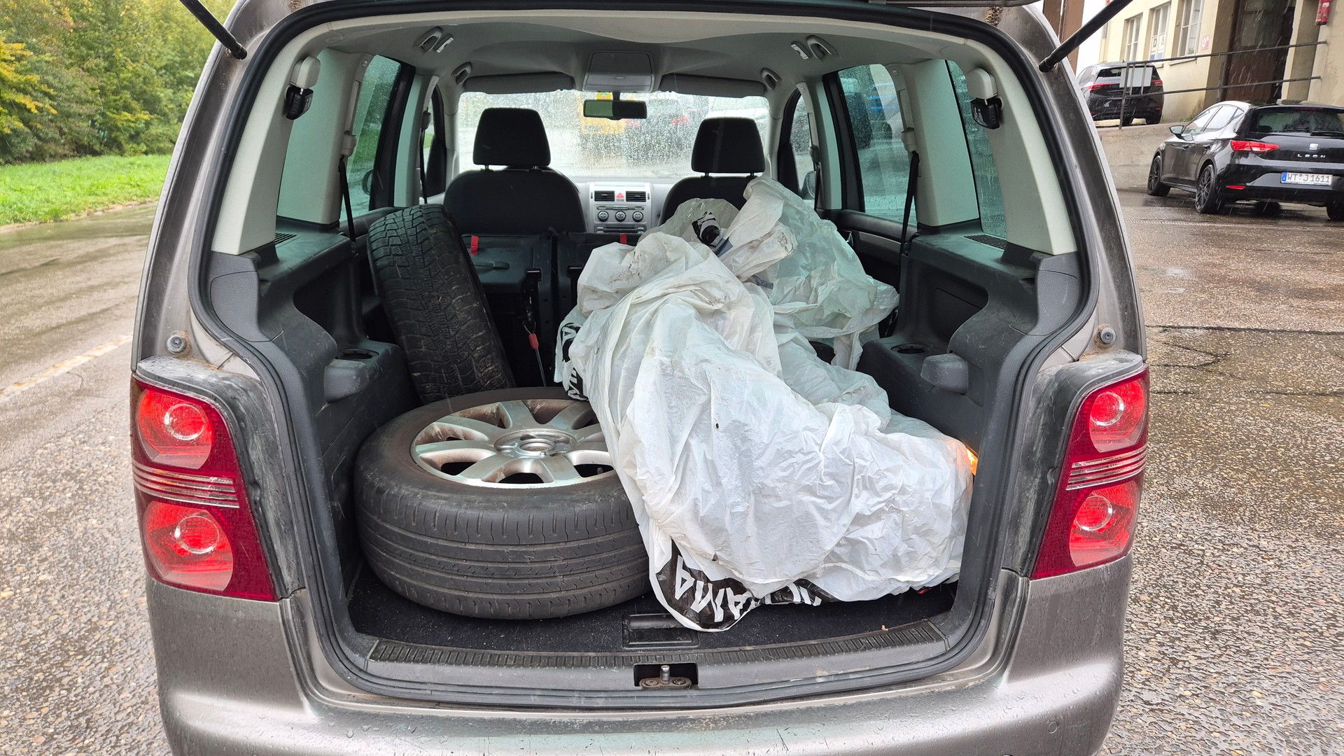 VW Touran 1.4 TSI Highline DSG-image-7