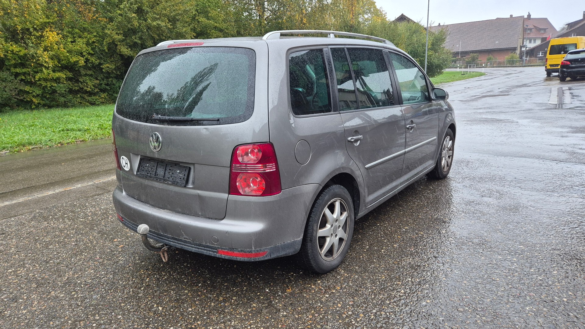 VW Touran 1.4 TSI Highline DSG-image-3
