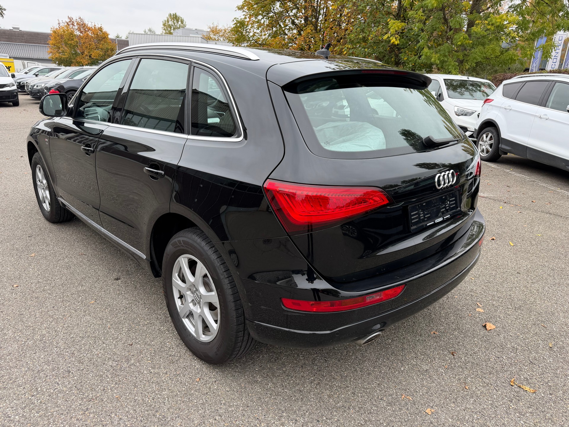 AUDI Q5 2.0 TDI quattro S-tronic-image-4