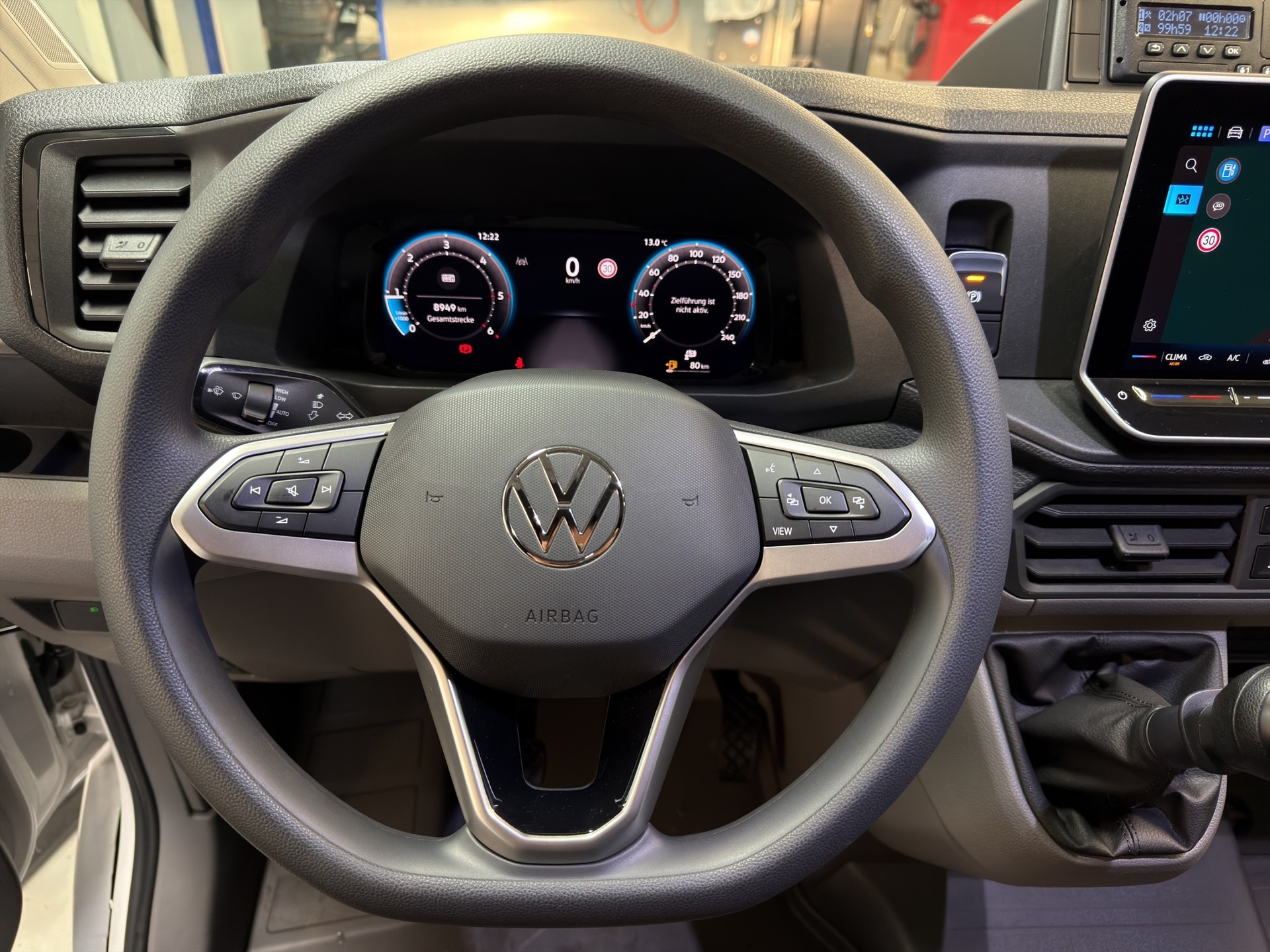 VW Crafter 35 2.0 BiTDI L4-image-7