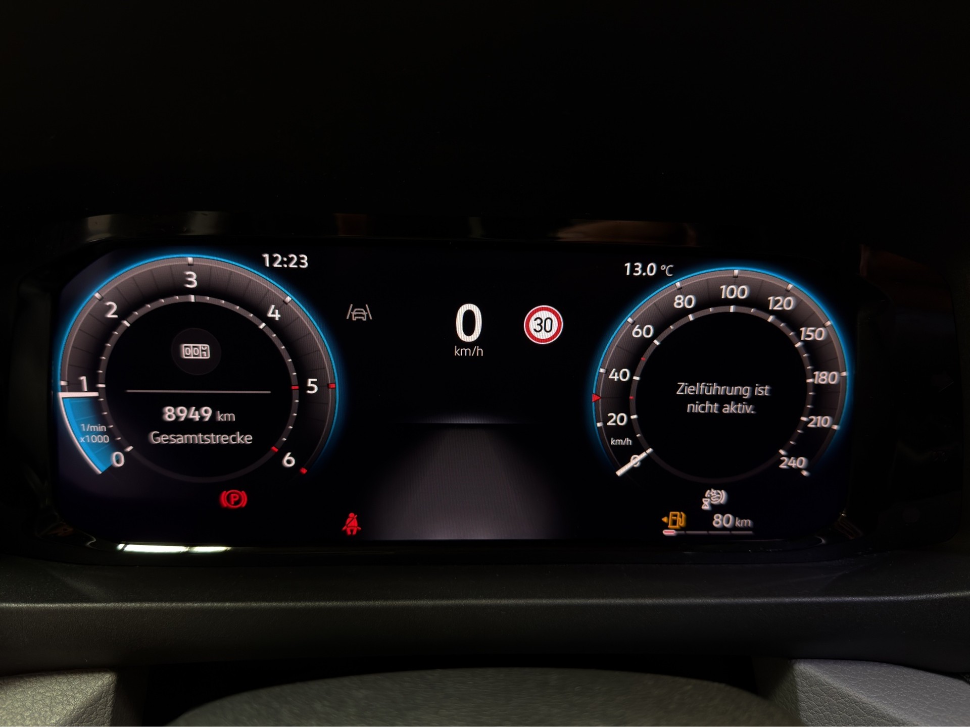 VW Crafter 35 2.0 BiTDI L4-image-8