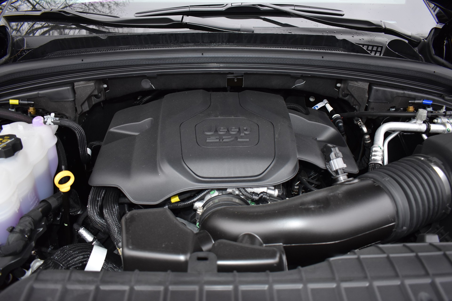 JEEP Grand Cherokee Summit 5.7 Hemi AWD-image-14