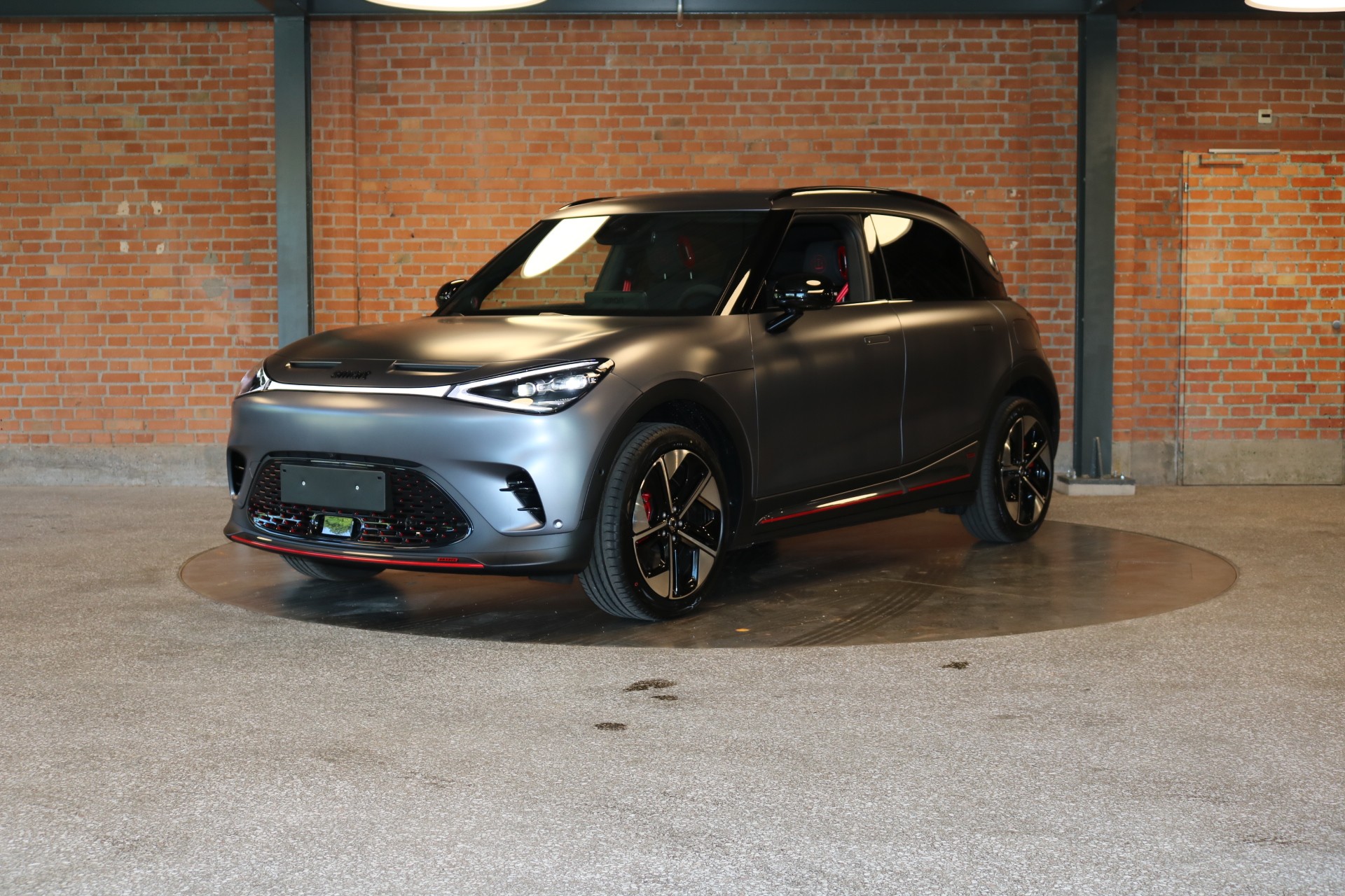 SMART #1 66 kWh Brabus 4x4, 428 PS, Aktions-Leasing 0% oder Cash-Prämie CHF 4'000.-, sofort verfügbar, inkl. Sitzlüftung-image-2