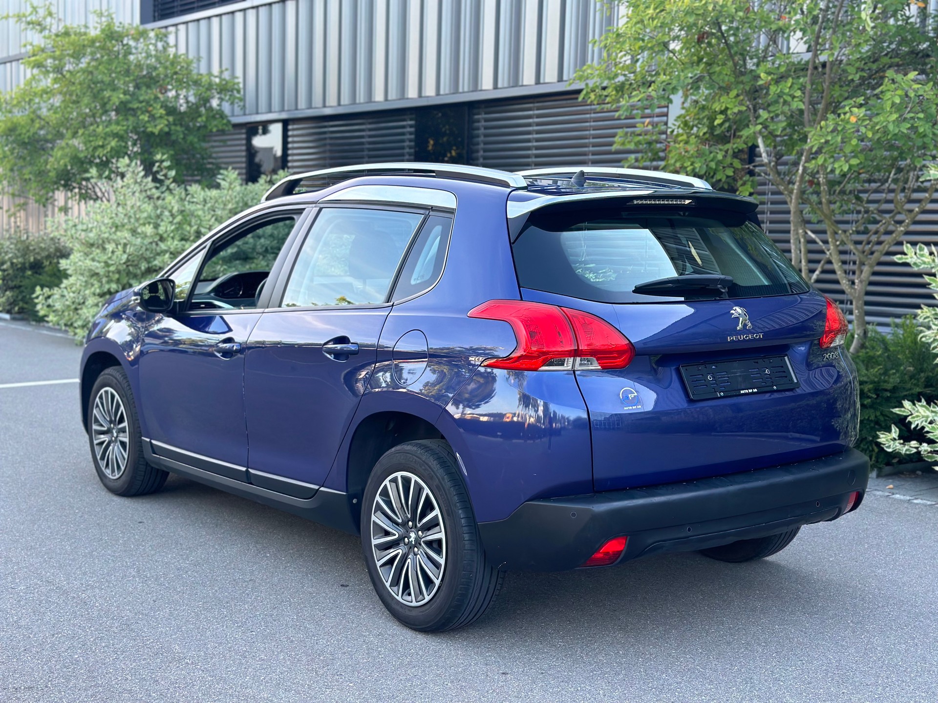 PEUGEOT 2008 1.6 VTI Active-image-5