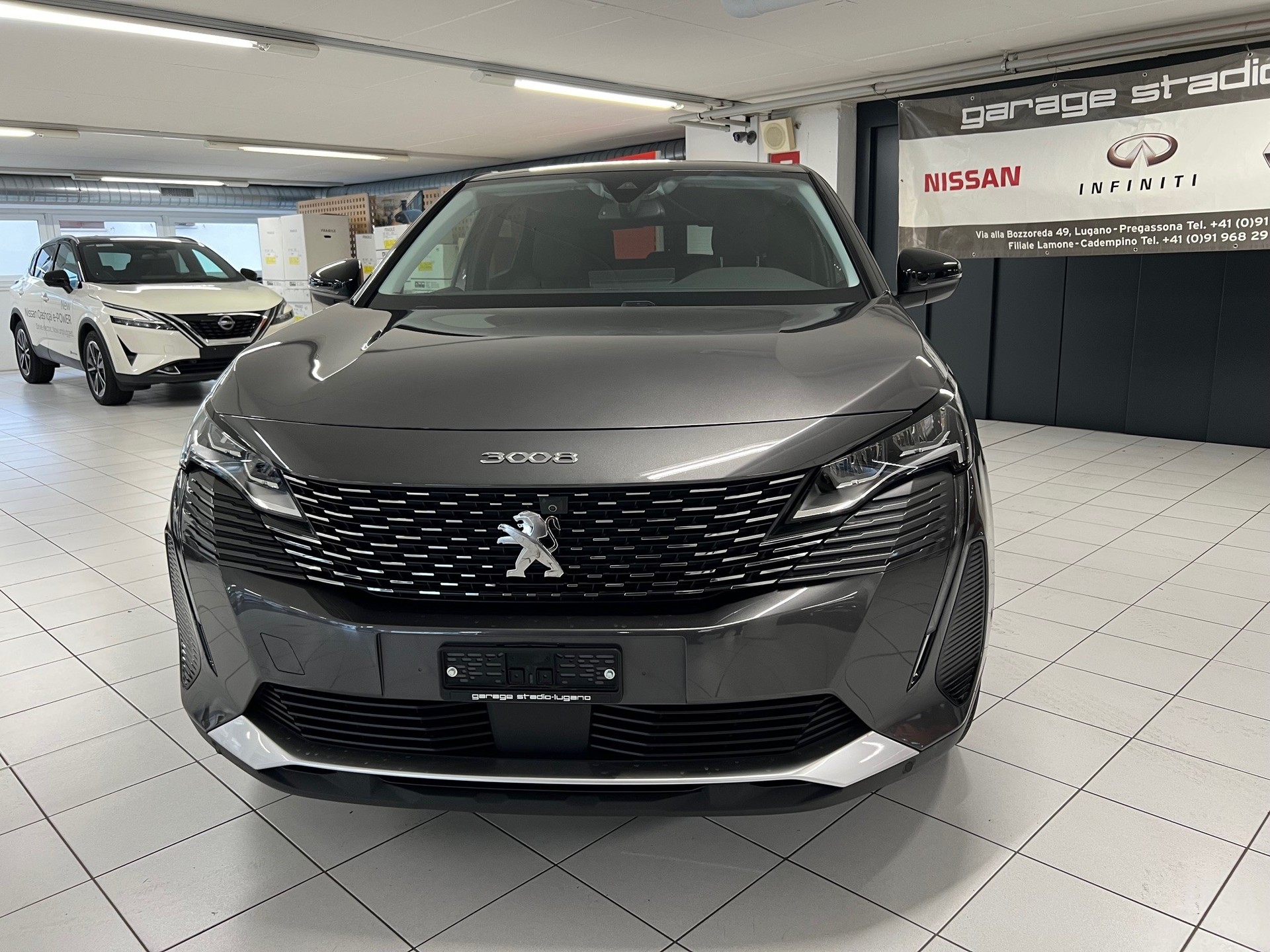 PEUGEOT 3008 1.2 PureTech Allure Pack EAT8-image-5