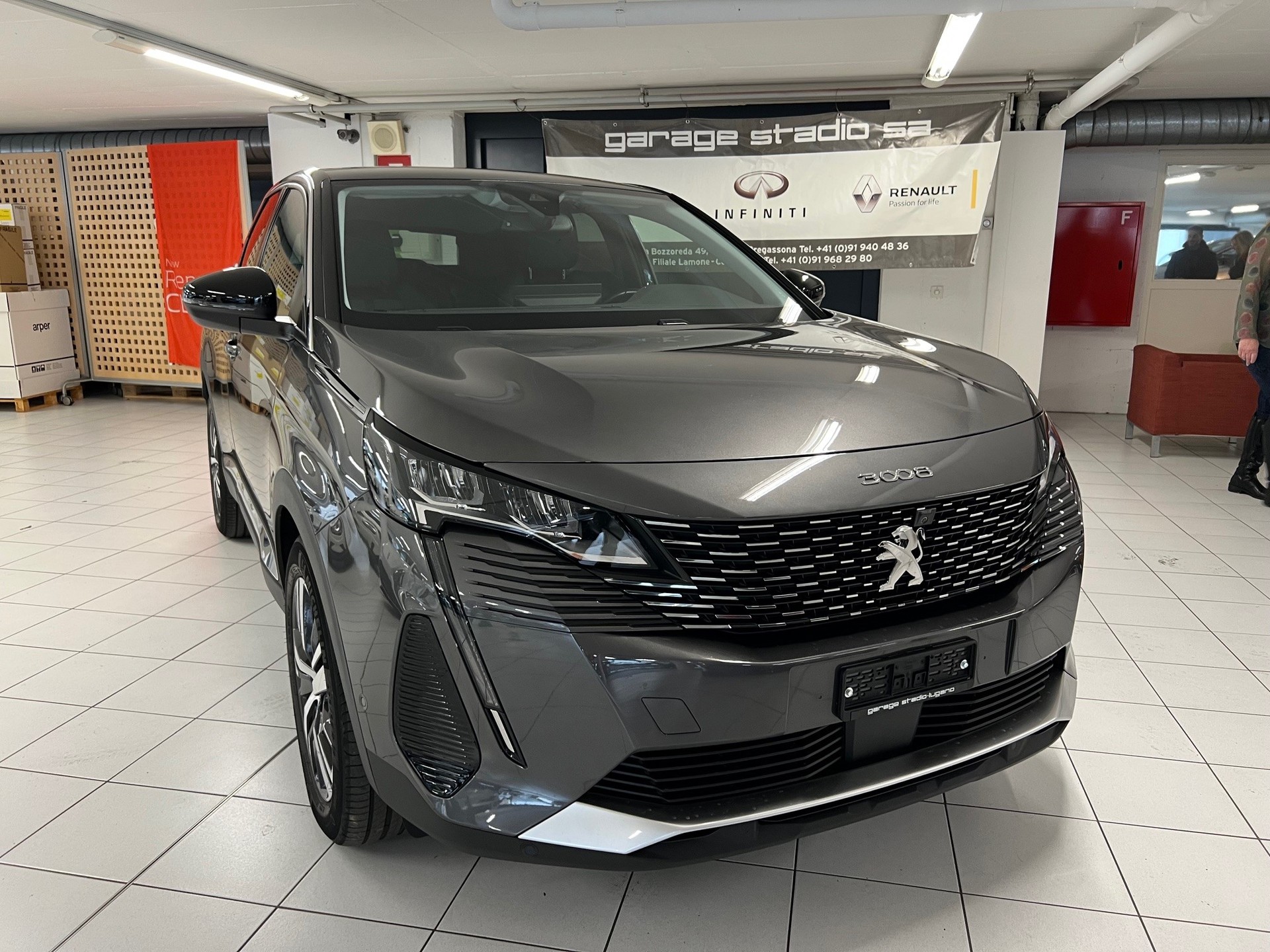 PEUGEOT 3008 1.2 PureTech Allure Pack EAT8-image-2