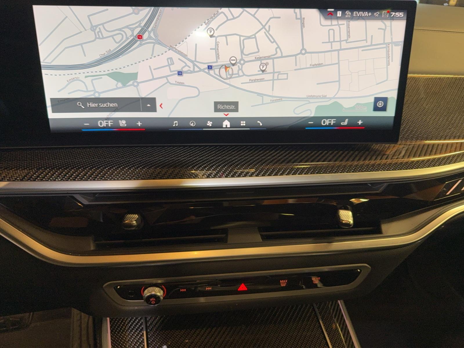BMW X5 M60i xDrive-image-16