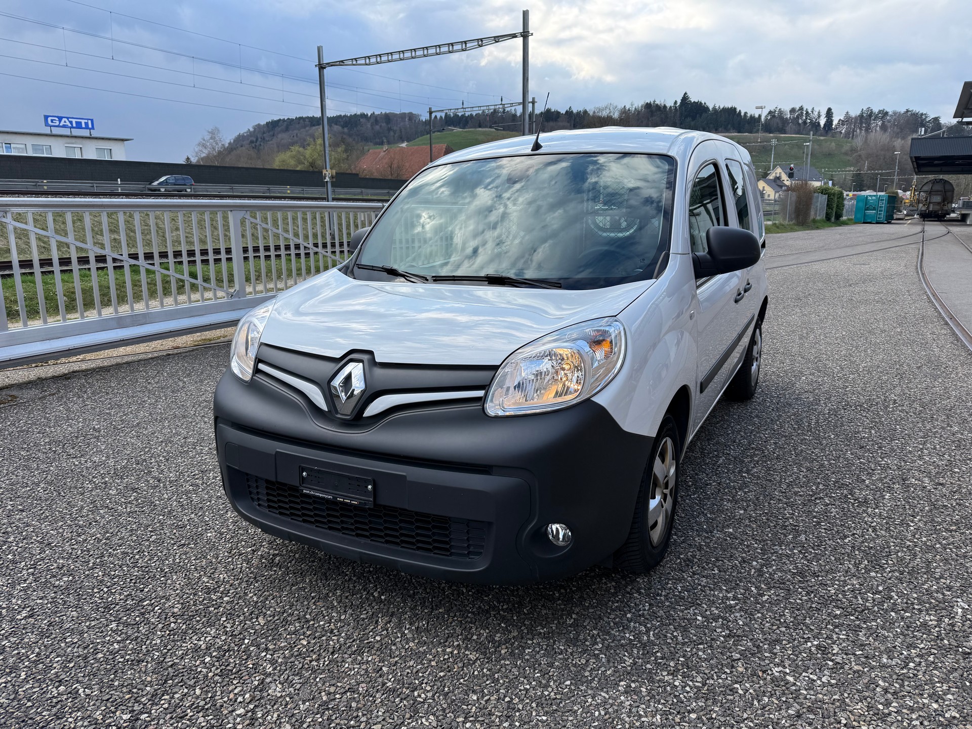 RENAULT Kangoo Medium TCe 115 Business A-image-0