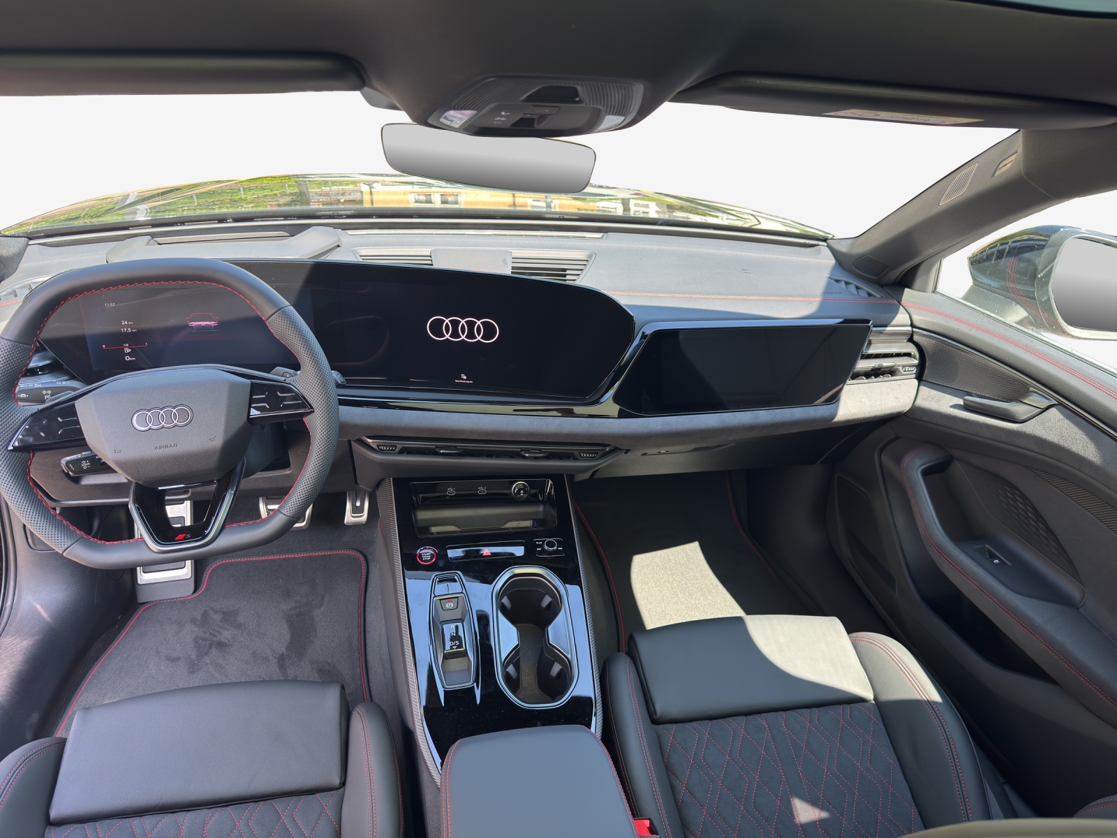 AUDI A6 Avant TFSI quattro 270 kW S tronic-image-8