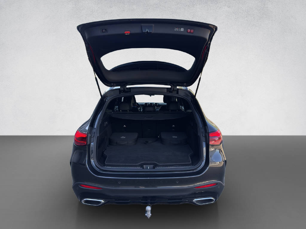 MERCEDES-BENZ GLC 300 e AMG Line 4Matic-image-8