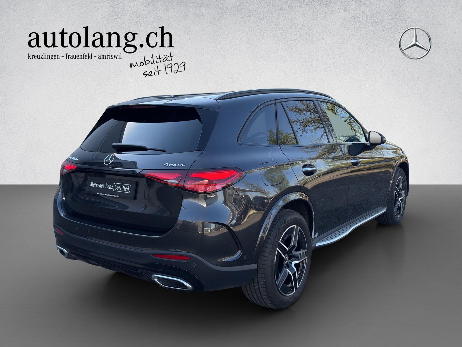 MERCEDES-BENZ GLC 300 e AMG Line 4Matic-showroom-element-3