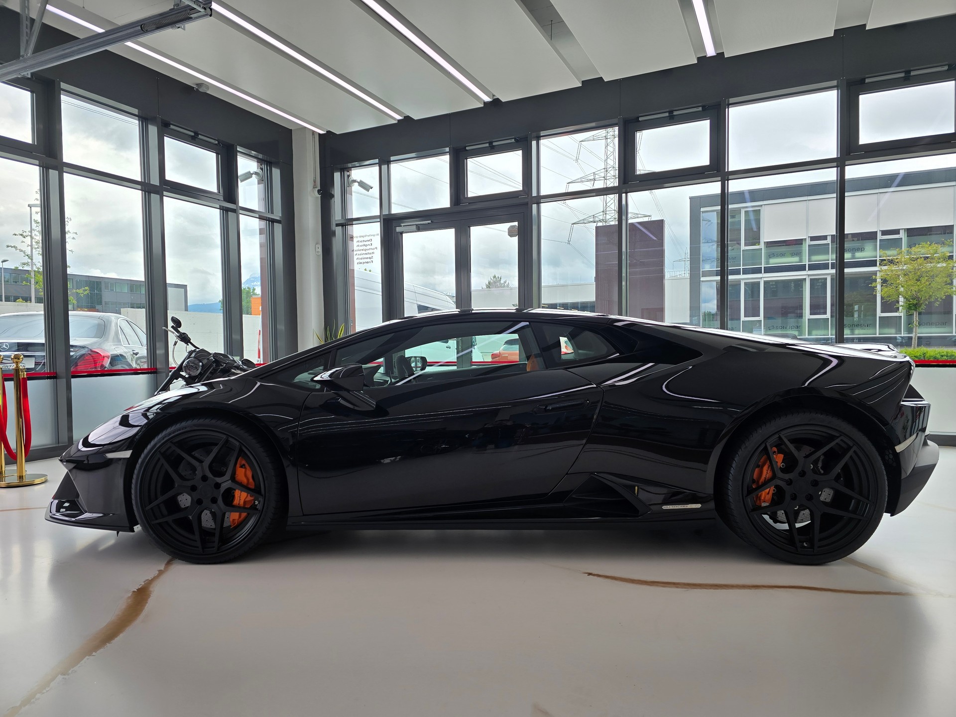 LAMBORGHINI Huracan EVO Coupé DCT-image-3
