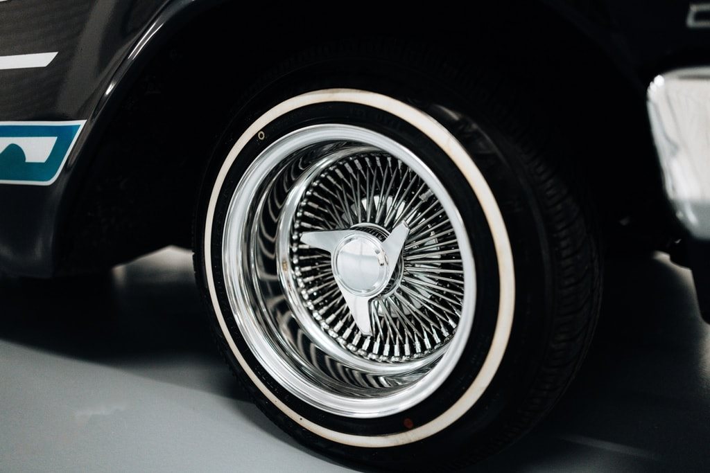 CHEVROLET Impala Sport Bubble Top Coupé-image-12