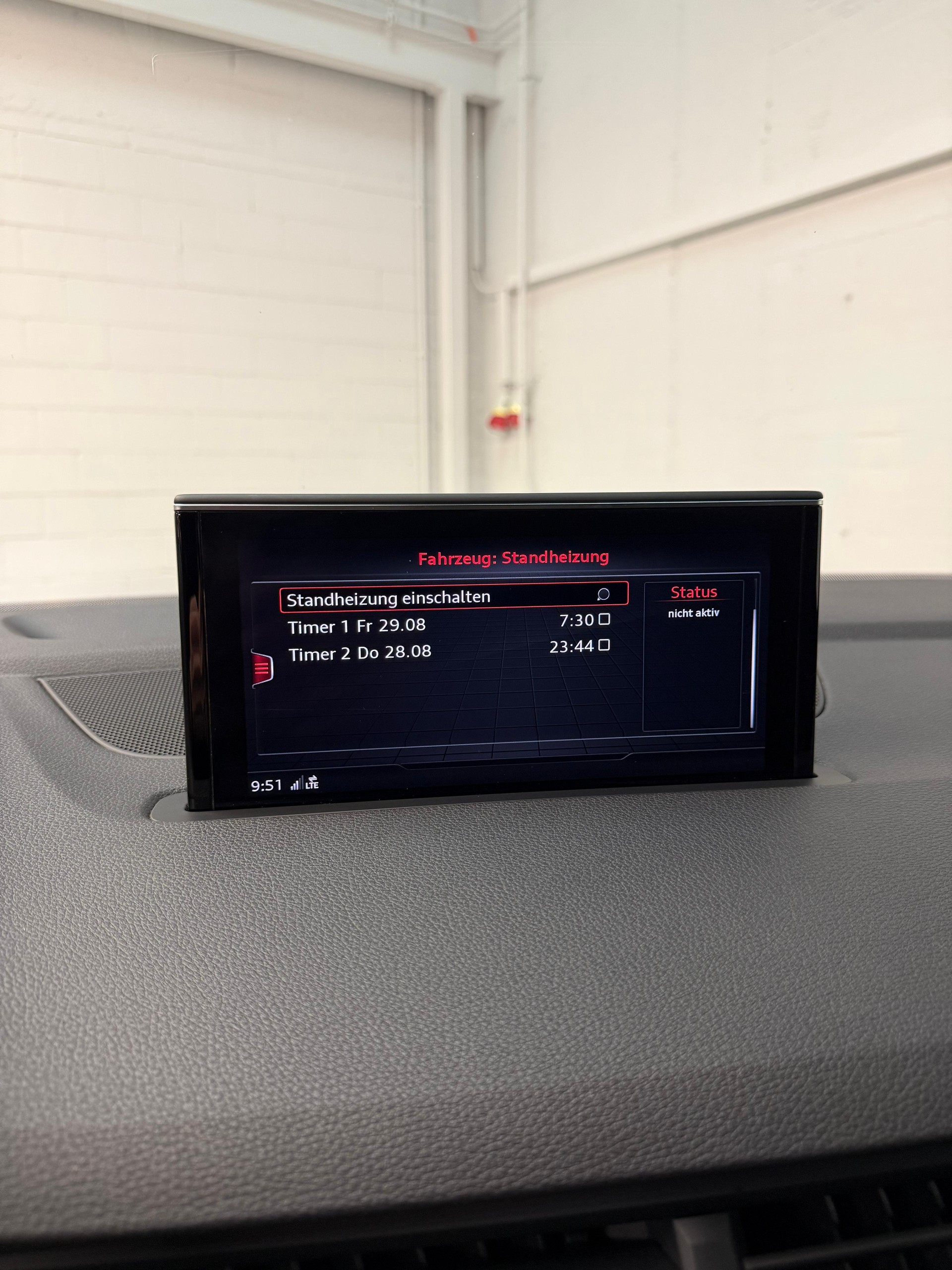 AUDI Q7 50 TDI quattro tiptronic All Black Performance 7Plätzer-image-25