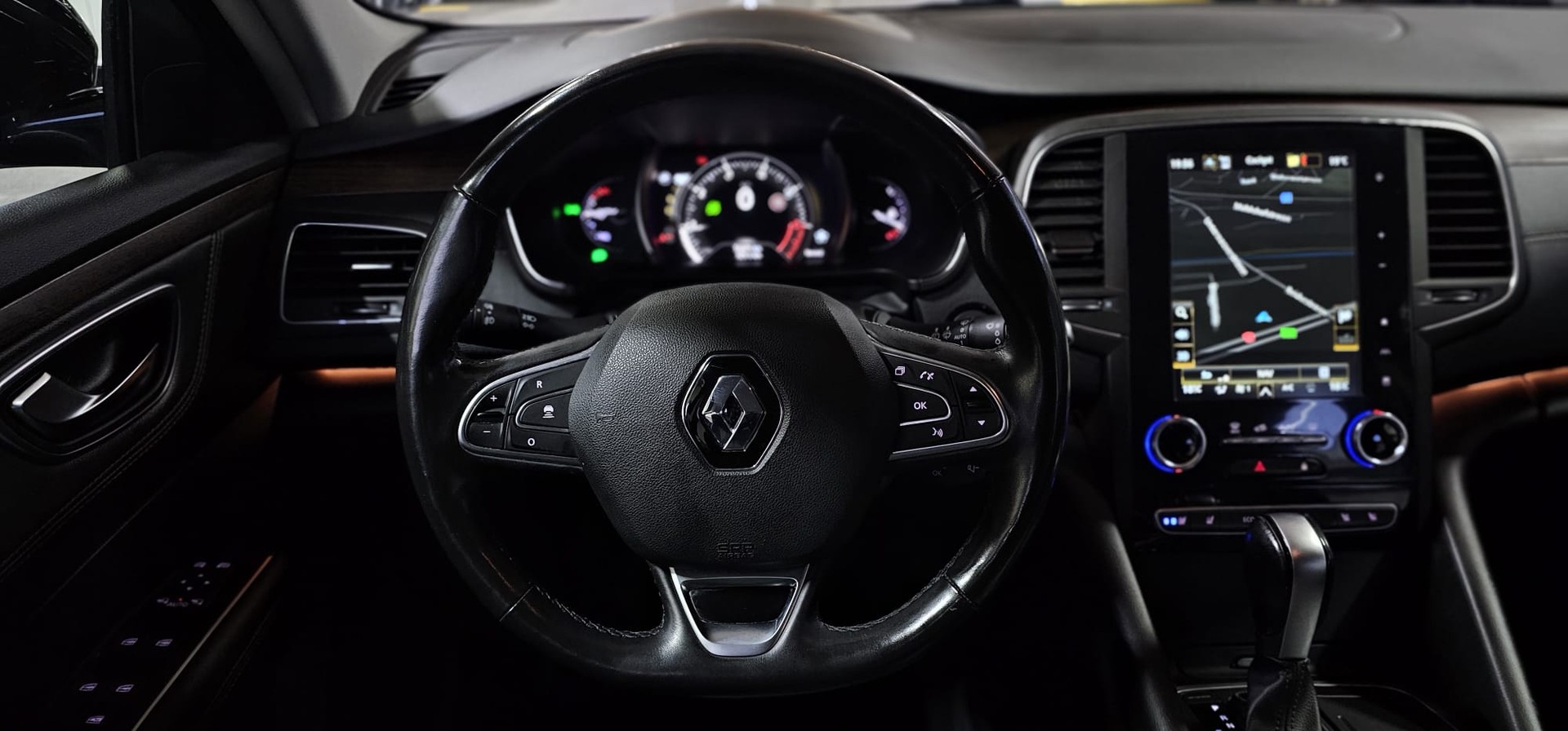 RENAULT Talisman Grandtour 1.3 TCe Business EDC-image-11