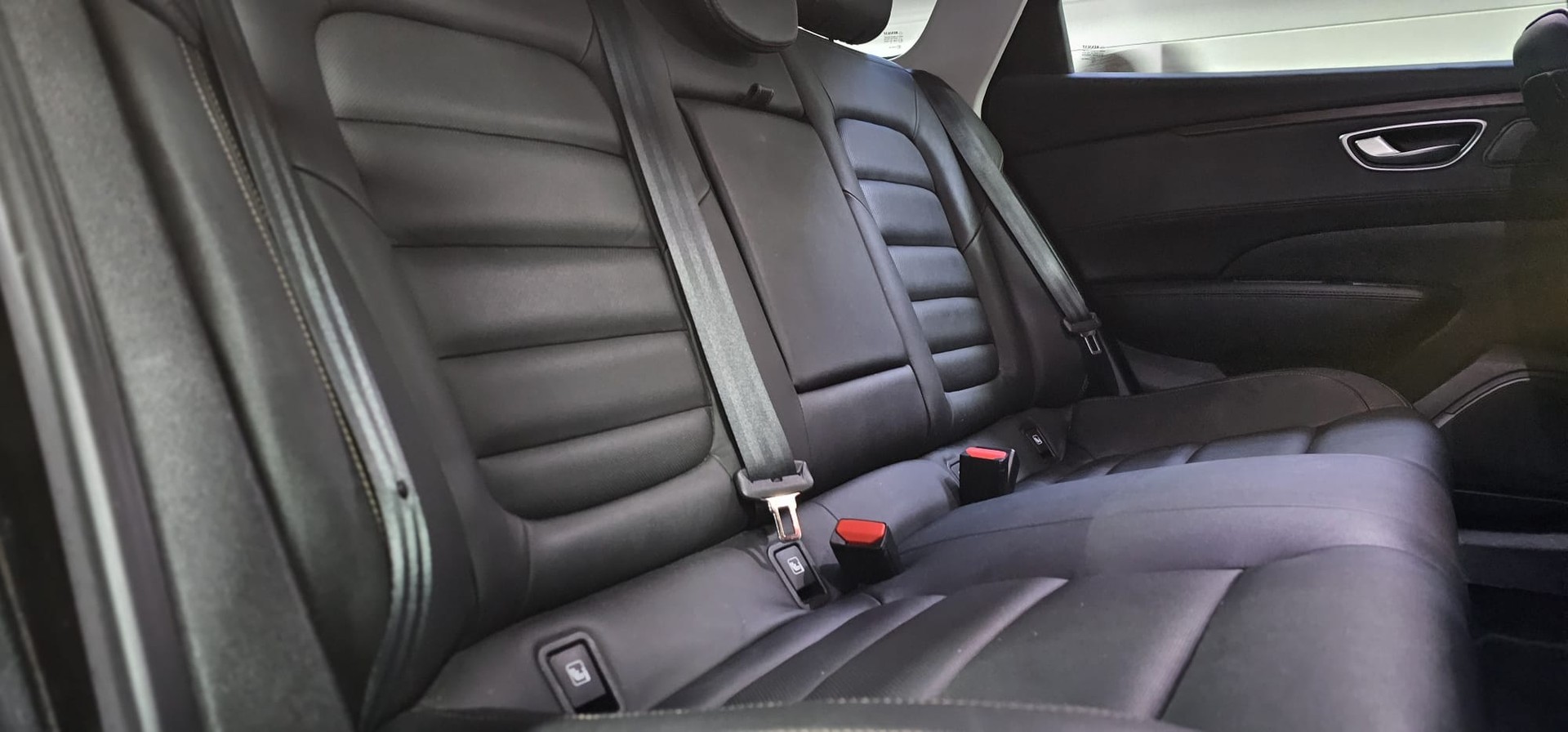RENAULT Talisman Grandtour 1.3 TCe Business EDC-image-25