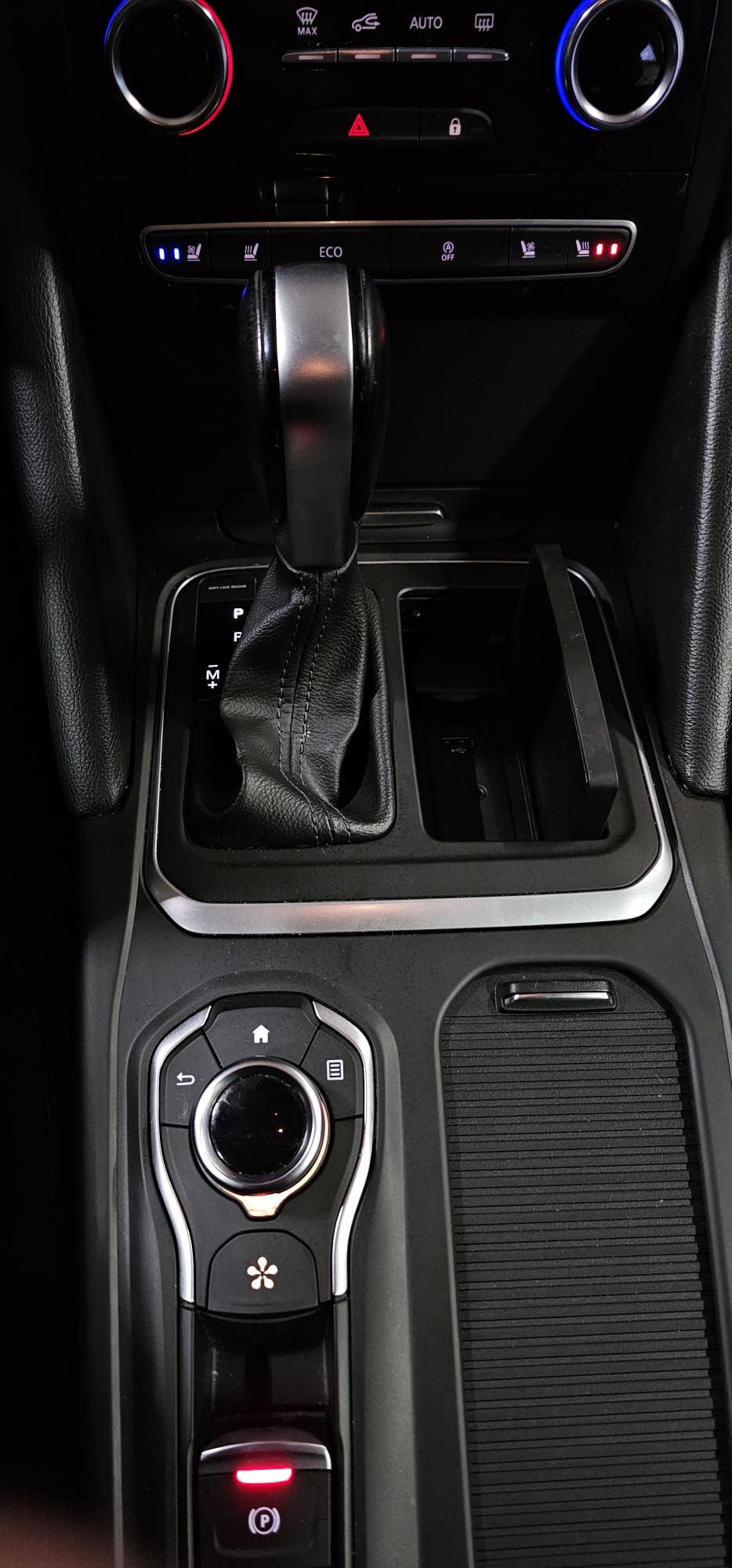 RENAULT Talisman Grandtour 1.3 TCe Business EDC-image-18