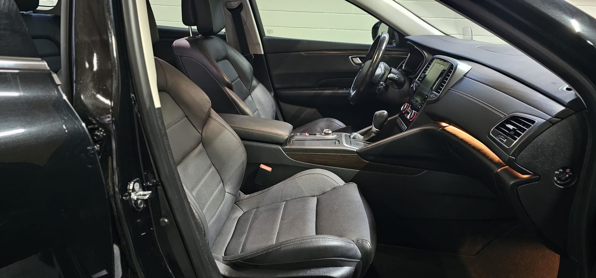 RENAULT Talisman Grandtour 1.3 TCe Business EDC-image-22