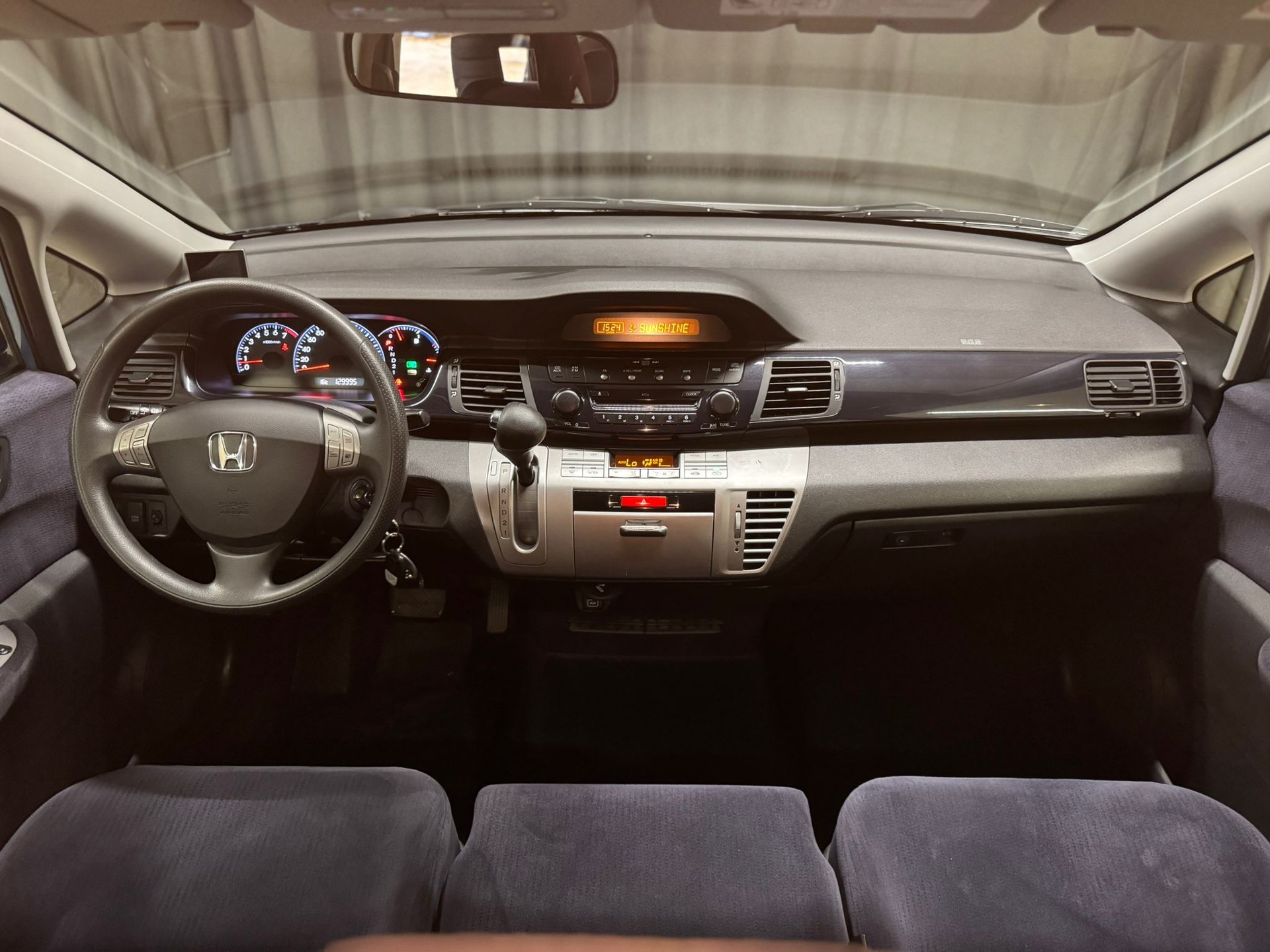HONDA FR-V 1.8i Swiss Automatic-image-9