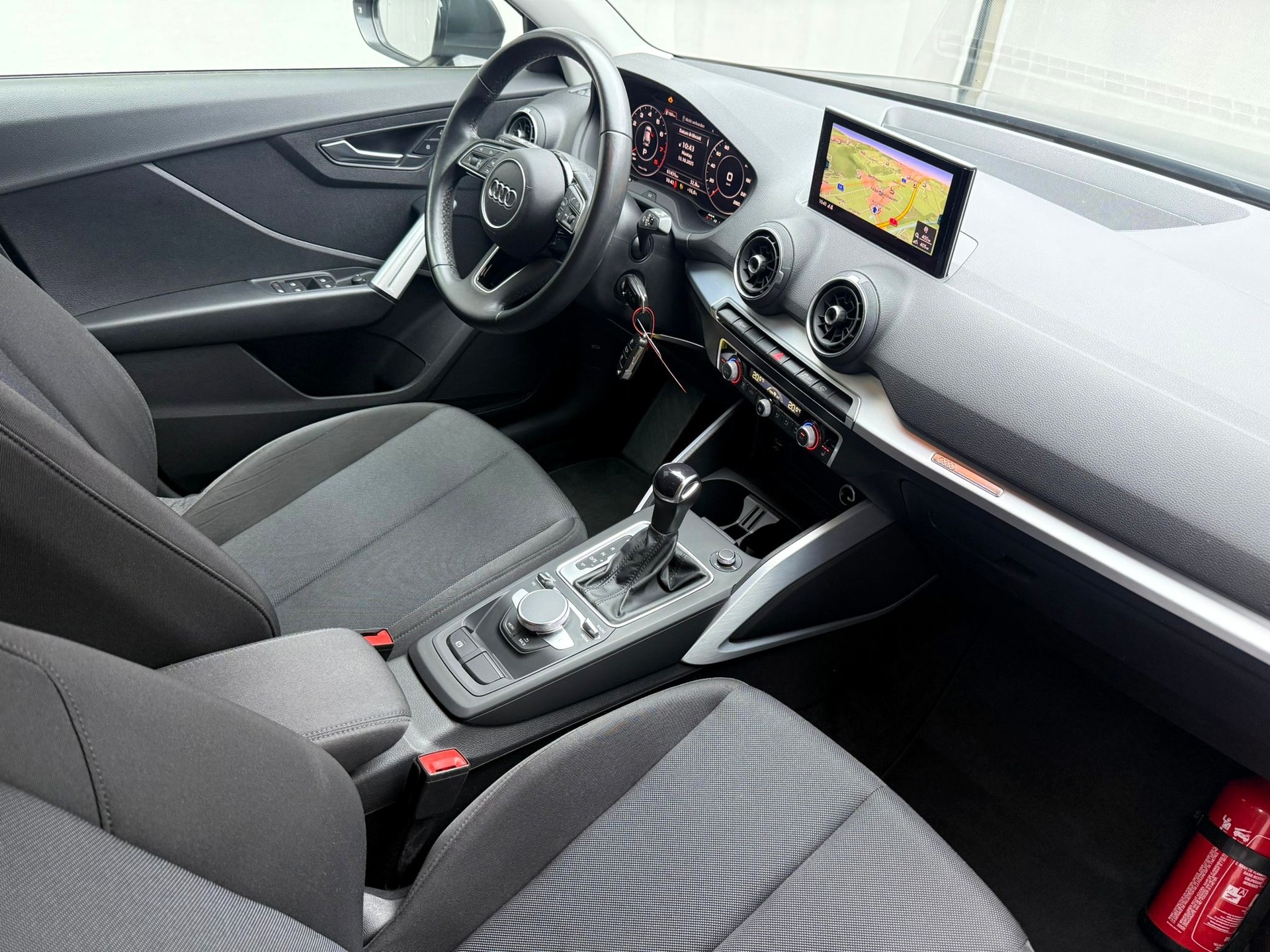 AUDI Q2 35 TFSI S line S-tronic-image-10