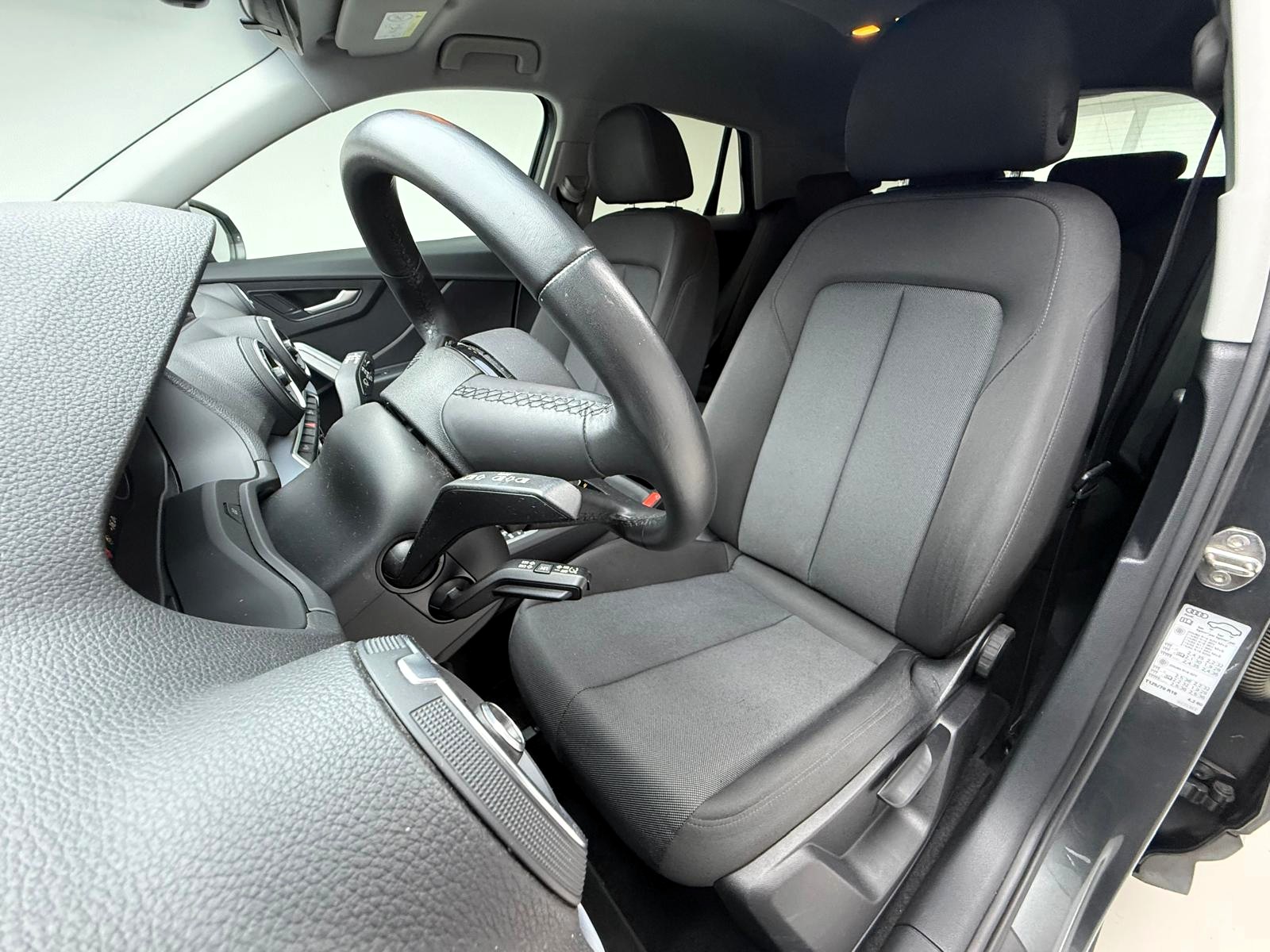 AUDI Q2 35 TFSI S line S-tronic-image-11