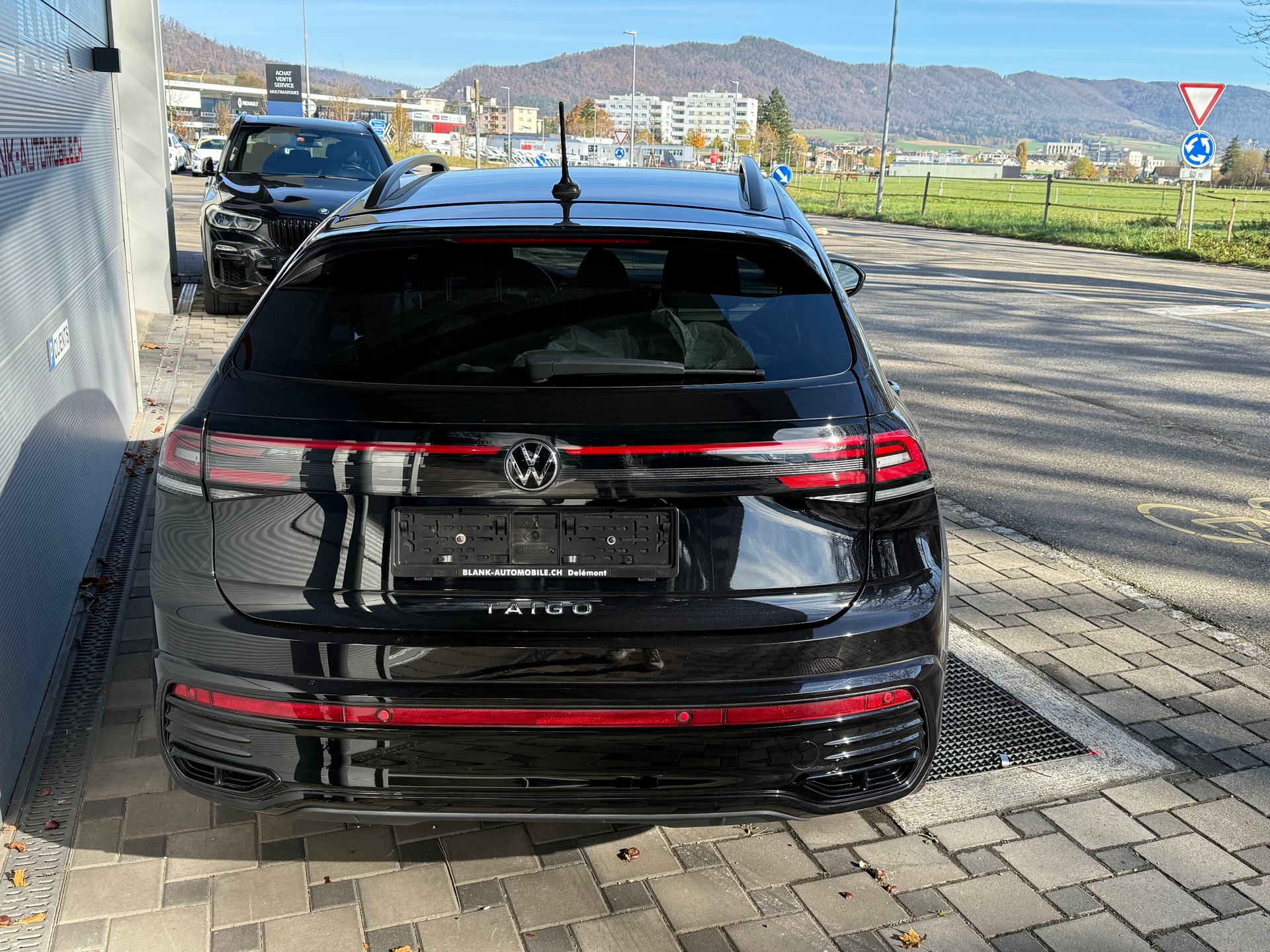 VW Taigo 1.0 TSI R-Line DSG VENDUE / VERKAUFT-image-5
