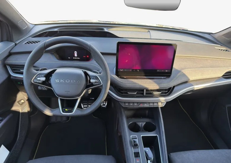 SKODA Enyaq 4x4 RS-image-5