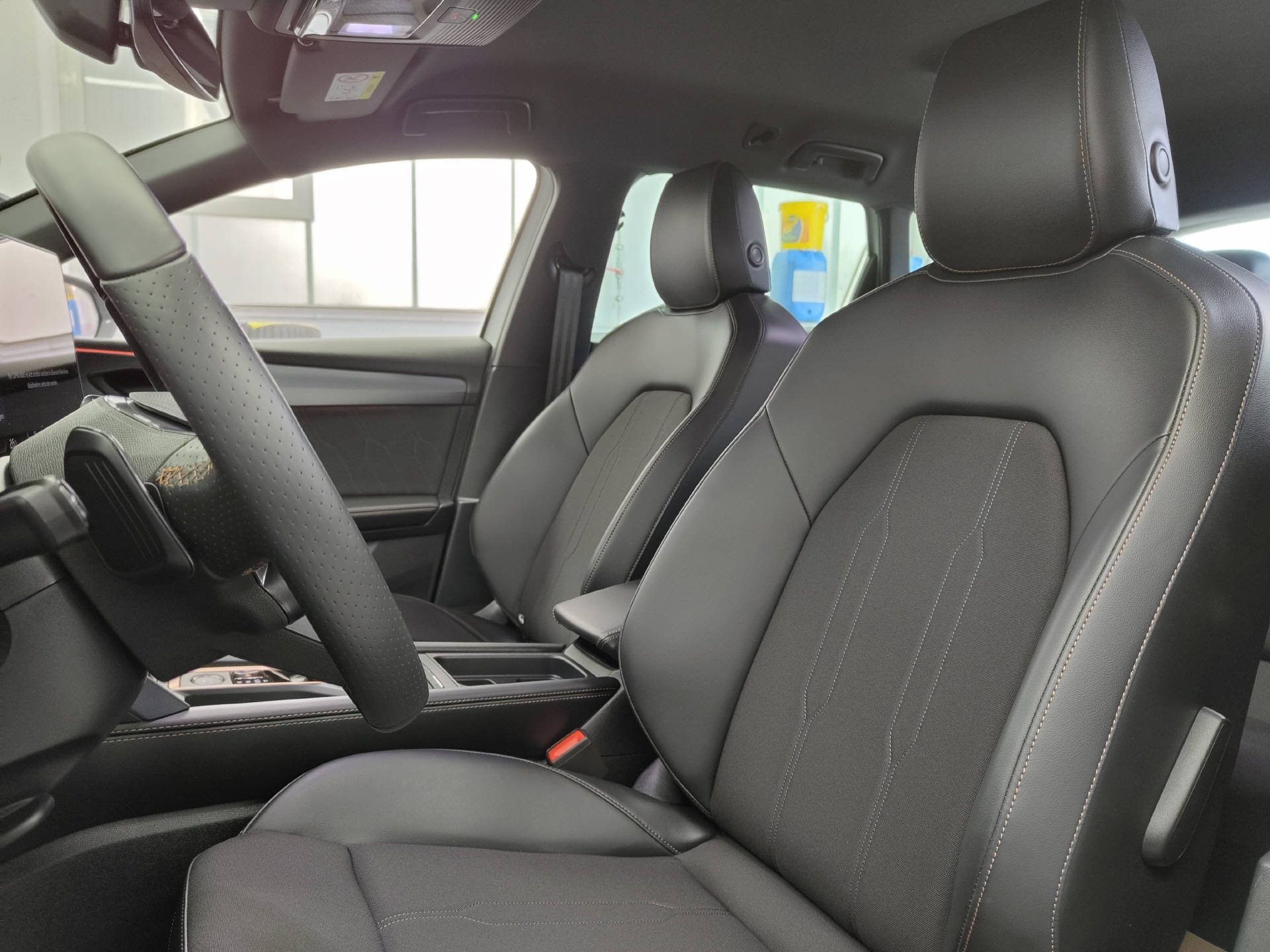 CUPRA Leon ST 1.5 eTSI DSG-image-5