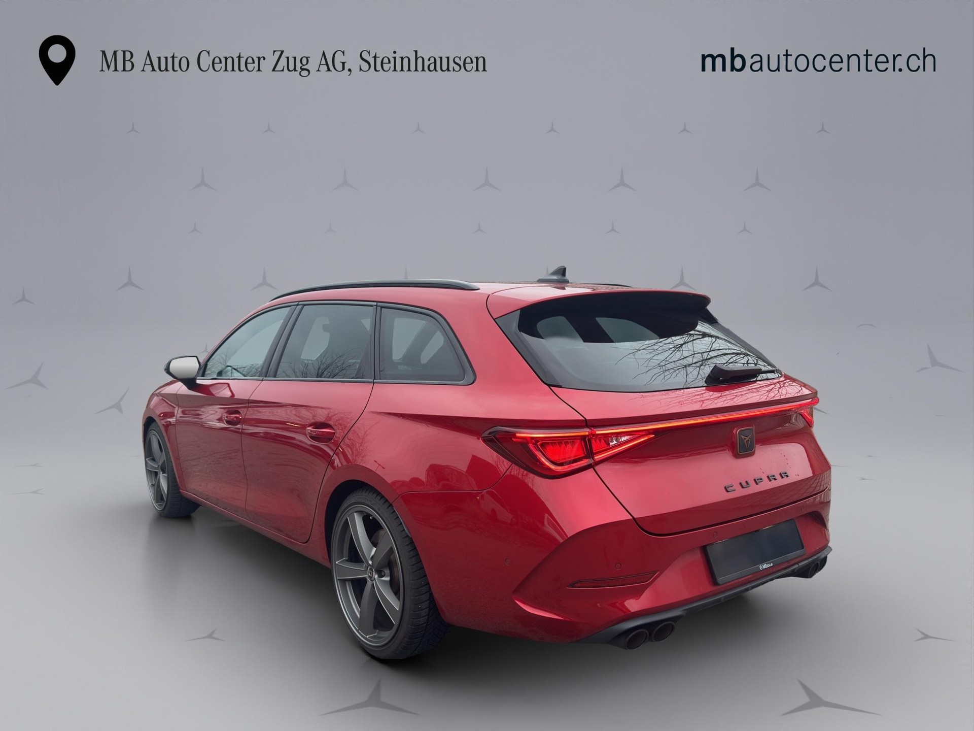 SEAT Leon 2.0 TSI 300 Cupra DSG-image-3