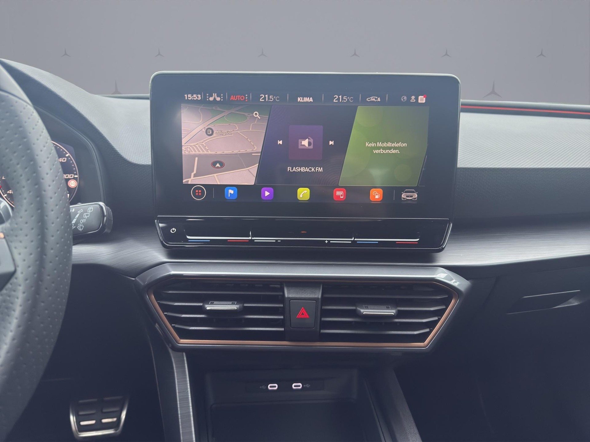 SEAT Leon 2.0 TSI 300 Cupra DSG-image-15