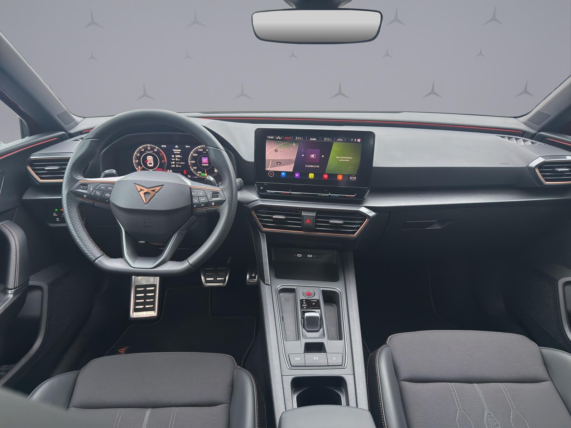 SEAT Leon 2.0 TSI 300 Cupra DSG-image-13