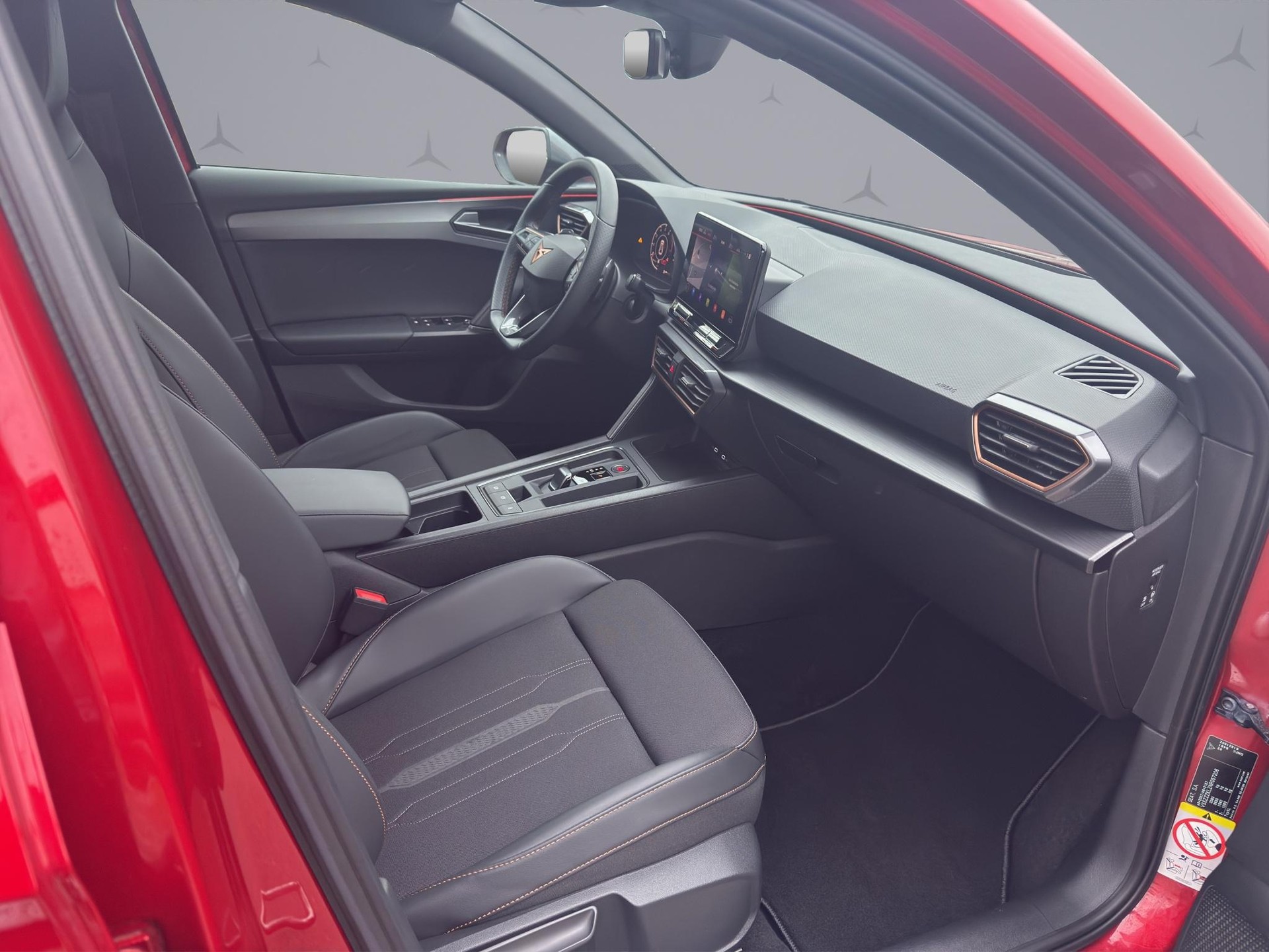 SEAT Leon 2.0 TSI 300 Cupra DSG-image-16
