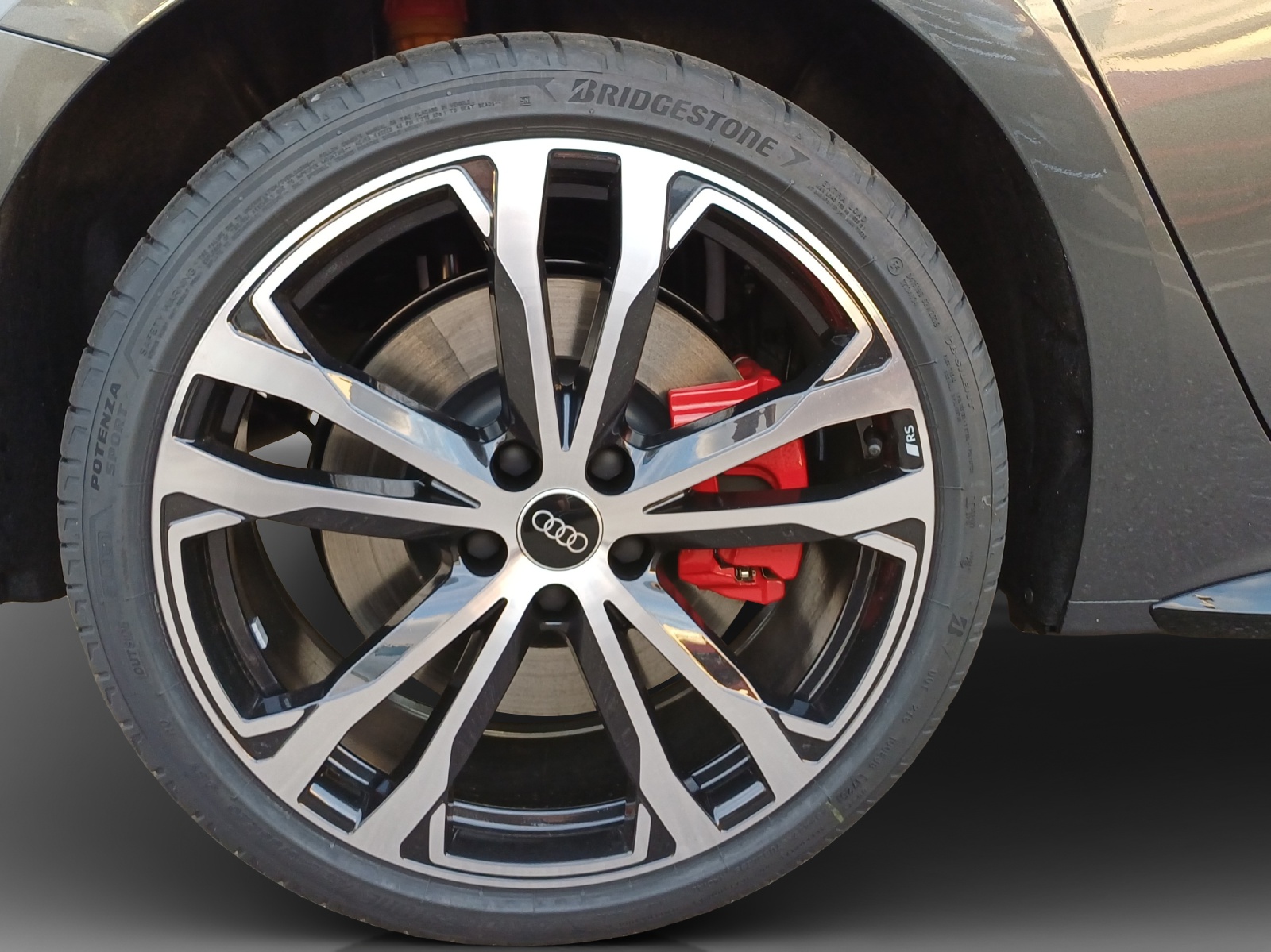 AUDI S5 Avant TFSI quattro S tronic-image-15