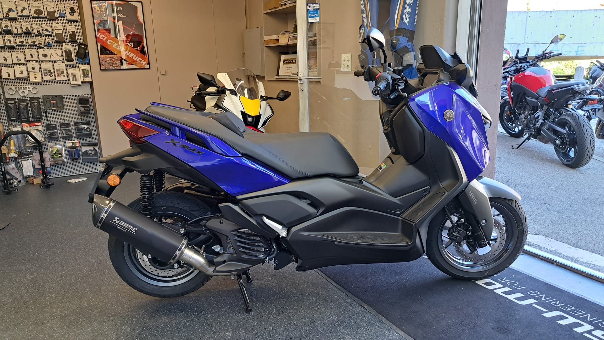 YAMAHA X-Max YP 125