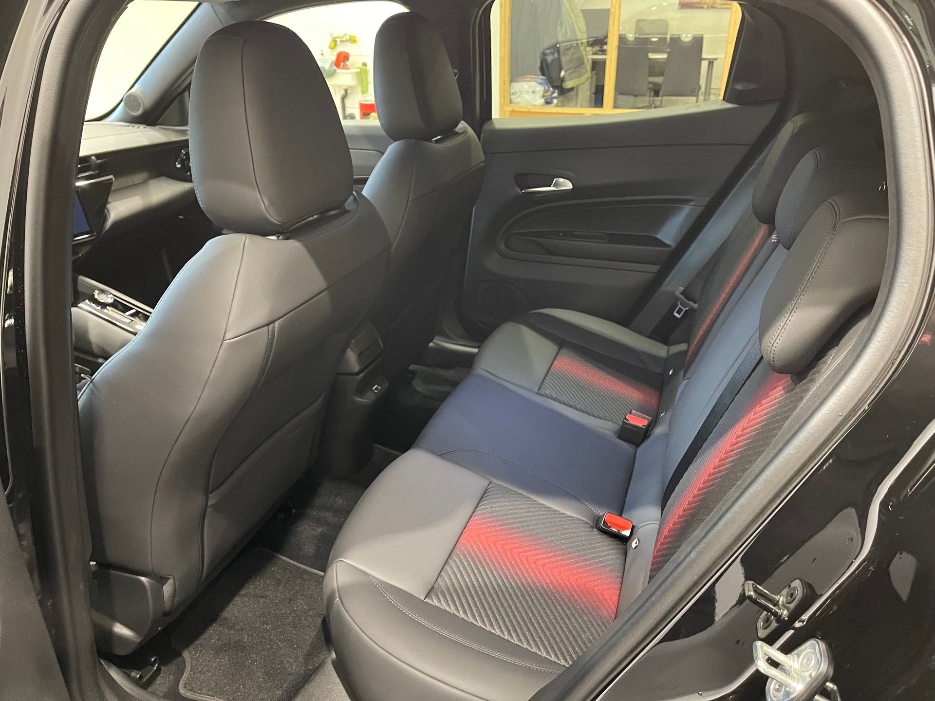 ALFA ROMEO Junior 1.2 48V Hybrid Q4-image-12
