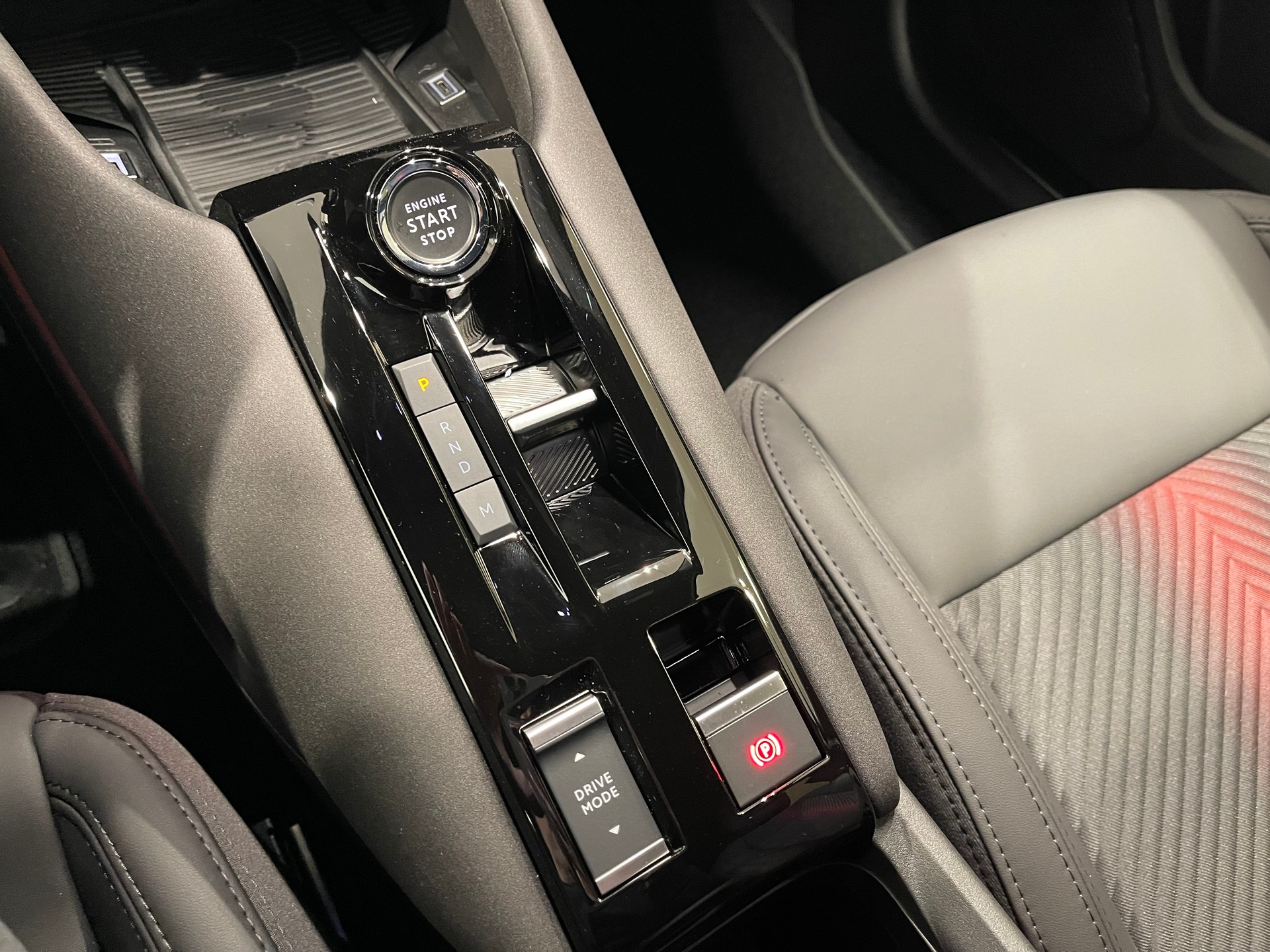ALFA ROMEO Junior 1.2 48V Hybrid Q4-image-27