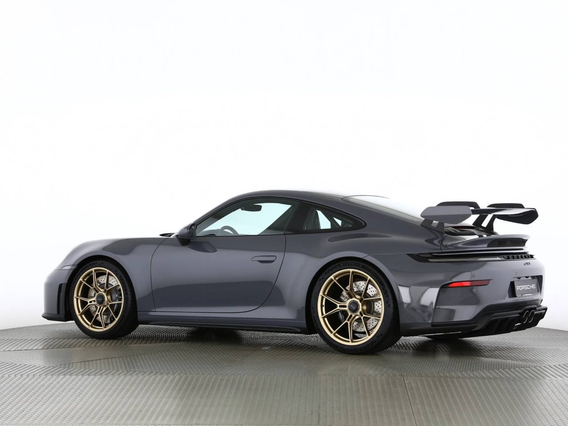 PORSCHE 911 GT3-image-14